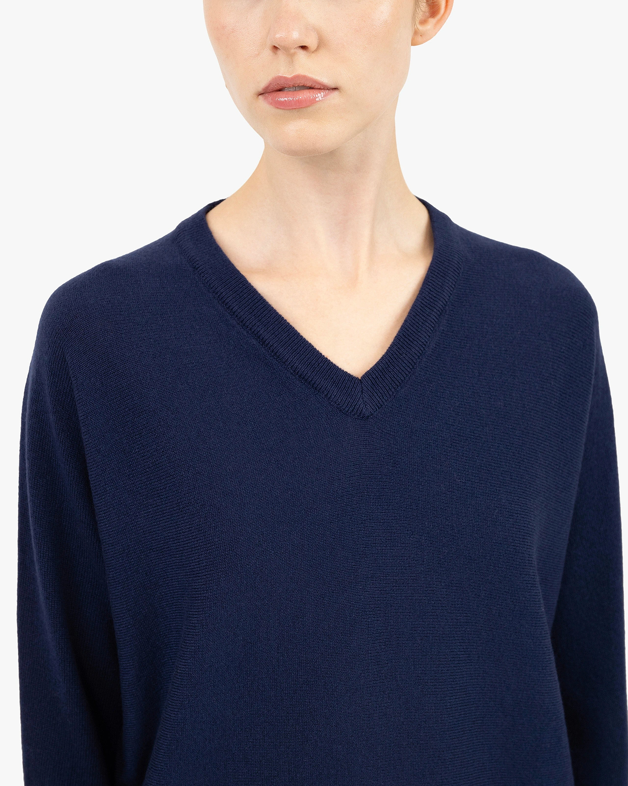 Women's Milford Merino V-Neck Sweater - Blue | MaisonCashmere