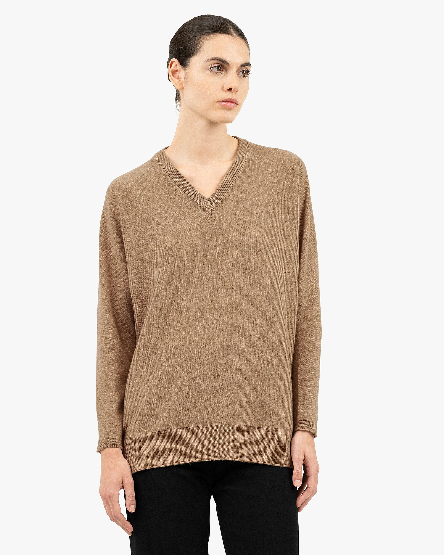Women's Milford V-Neck Sweater - Hazelnut Merino