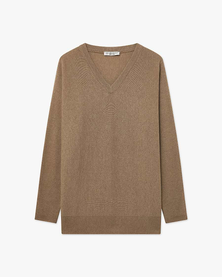 Women's Milford Merino V-Neck Sweater - Hazelnut | MaisonCashmere Women's Milford Merino V-Neck Sweater - Hazelnut | MaisonCashmere