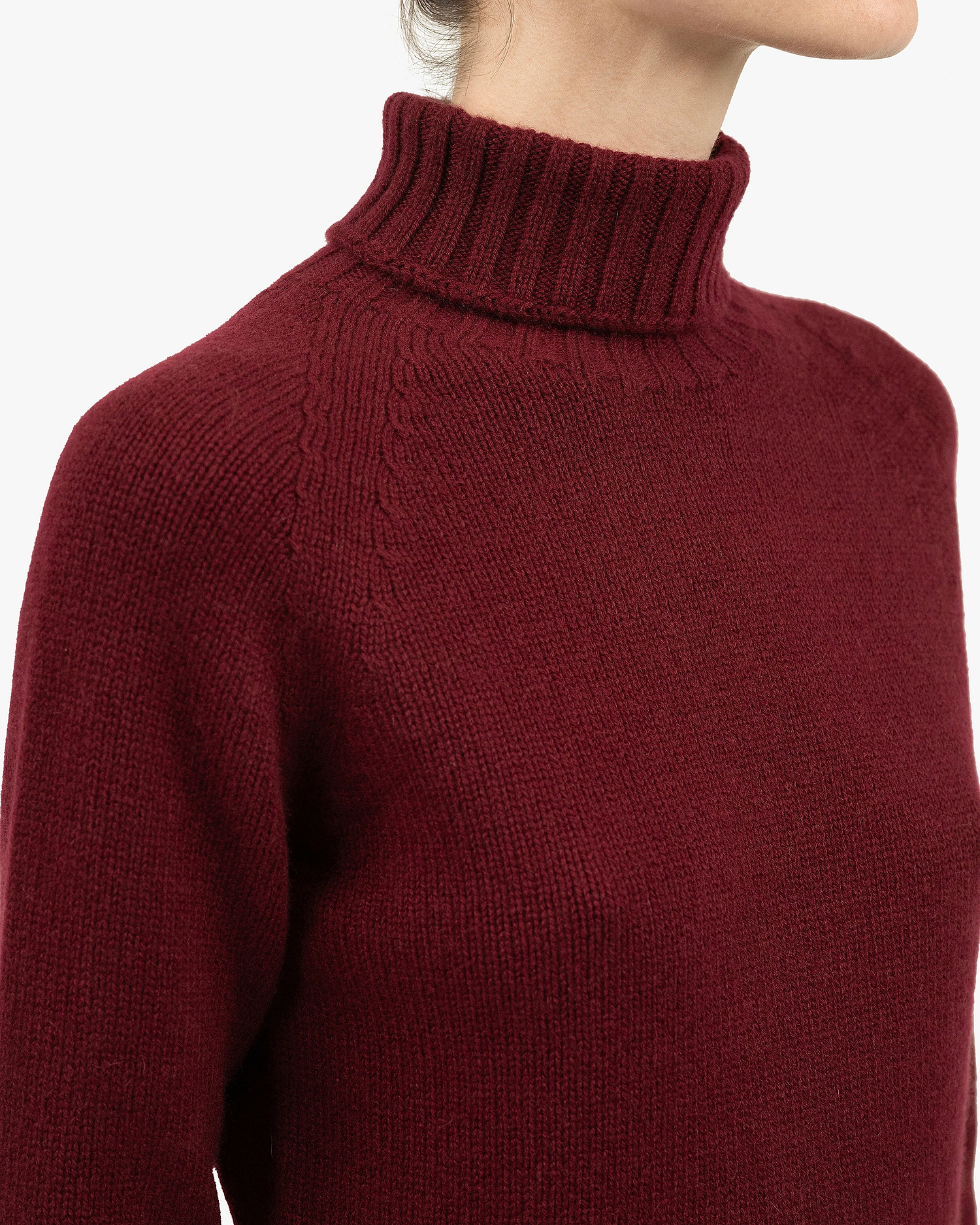 Women's Parksville Turtleneck Sweater - Bordeaux Cashmere