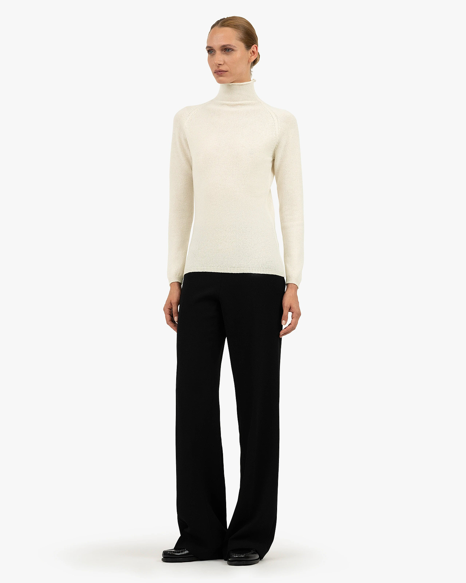 Piuma Mock Neck Sweater - White Cashmere