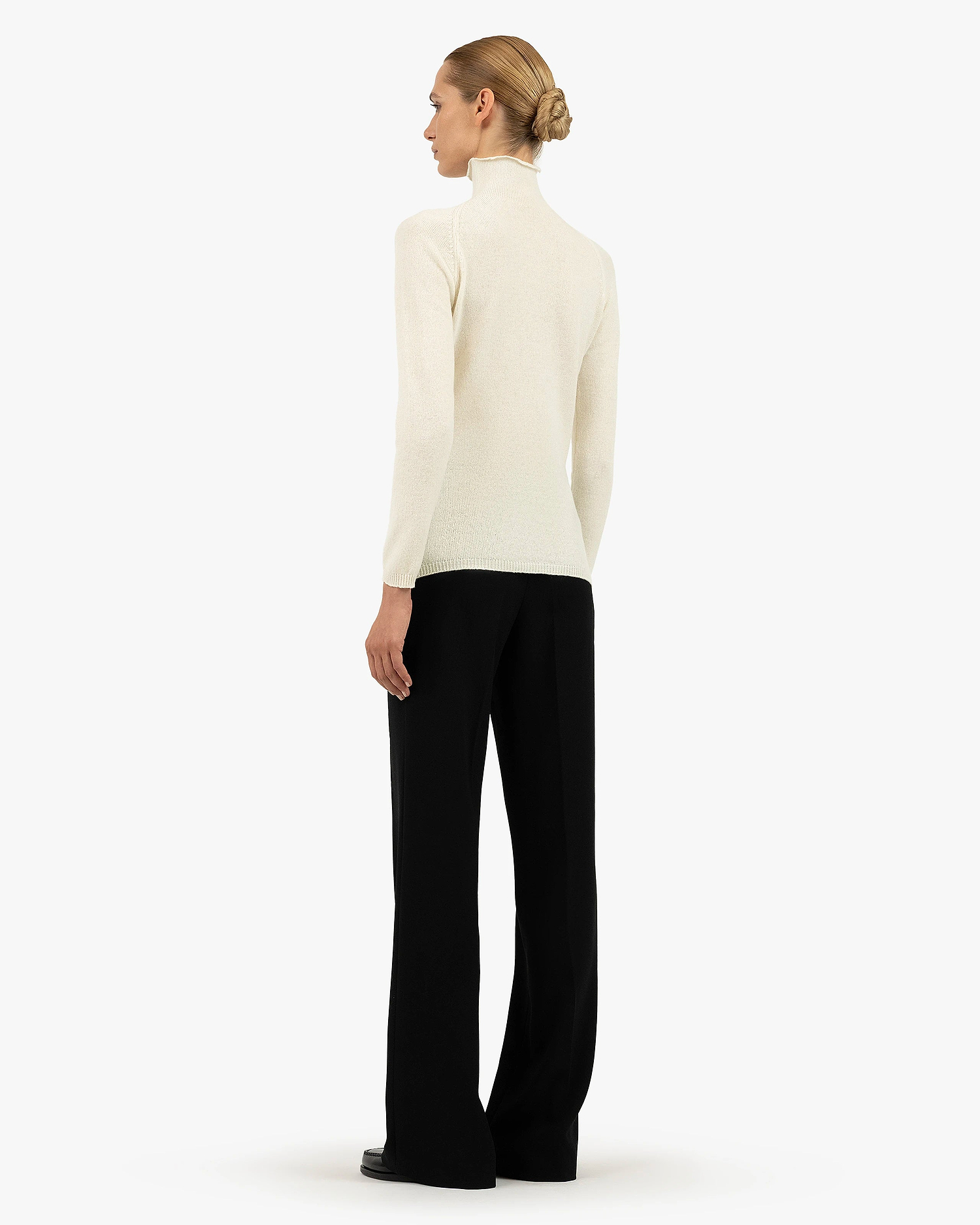 Piuma Mock Neck Sweater - White Cashmere