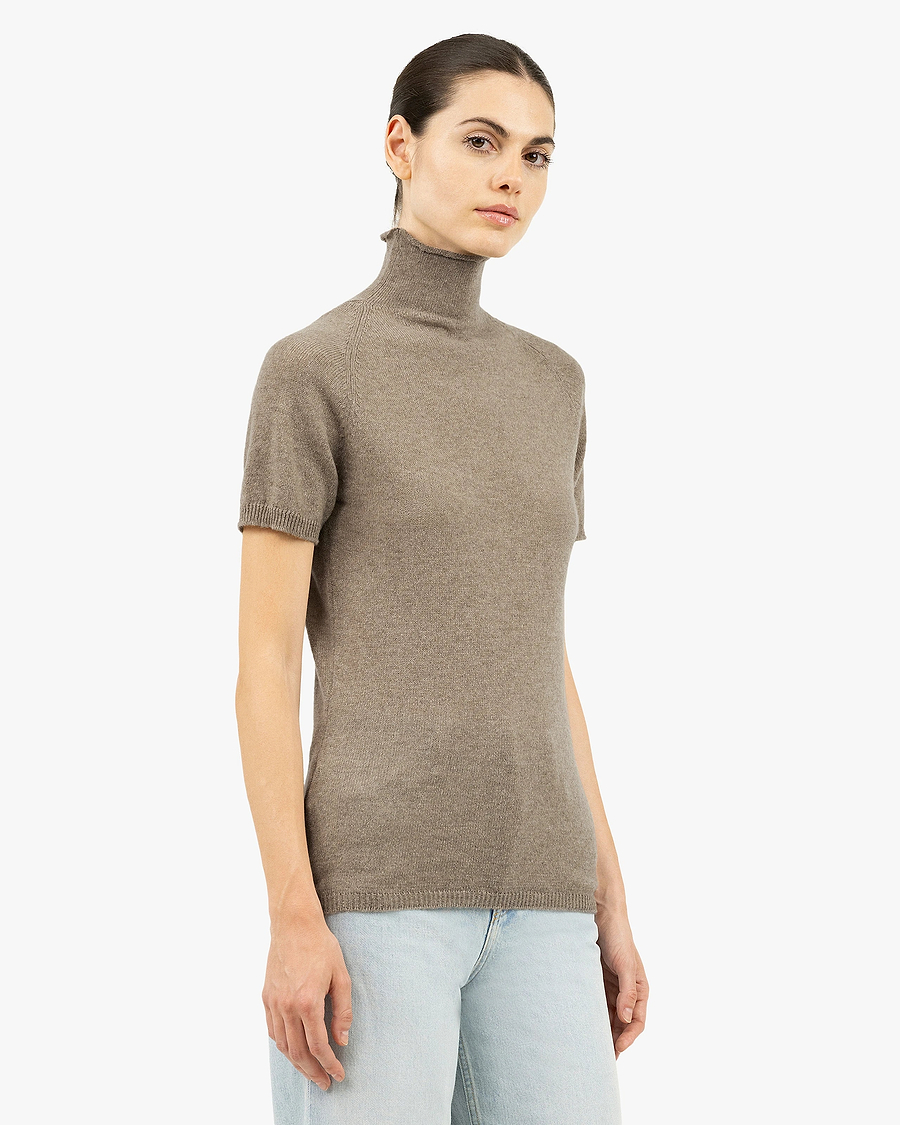 Piuma Mock Neck Tee - Taupe Cashmere