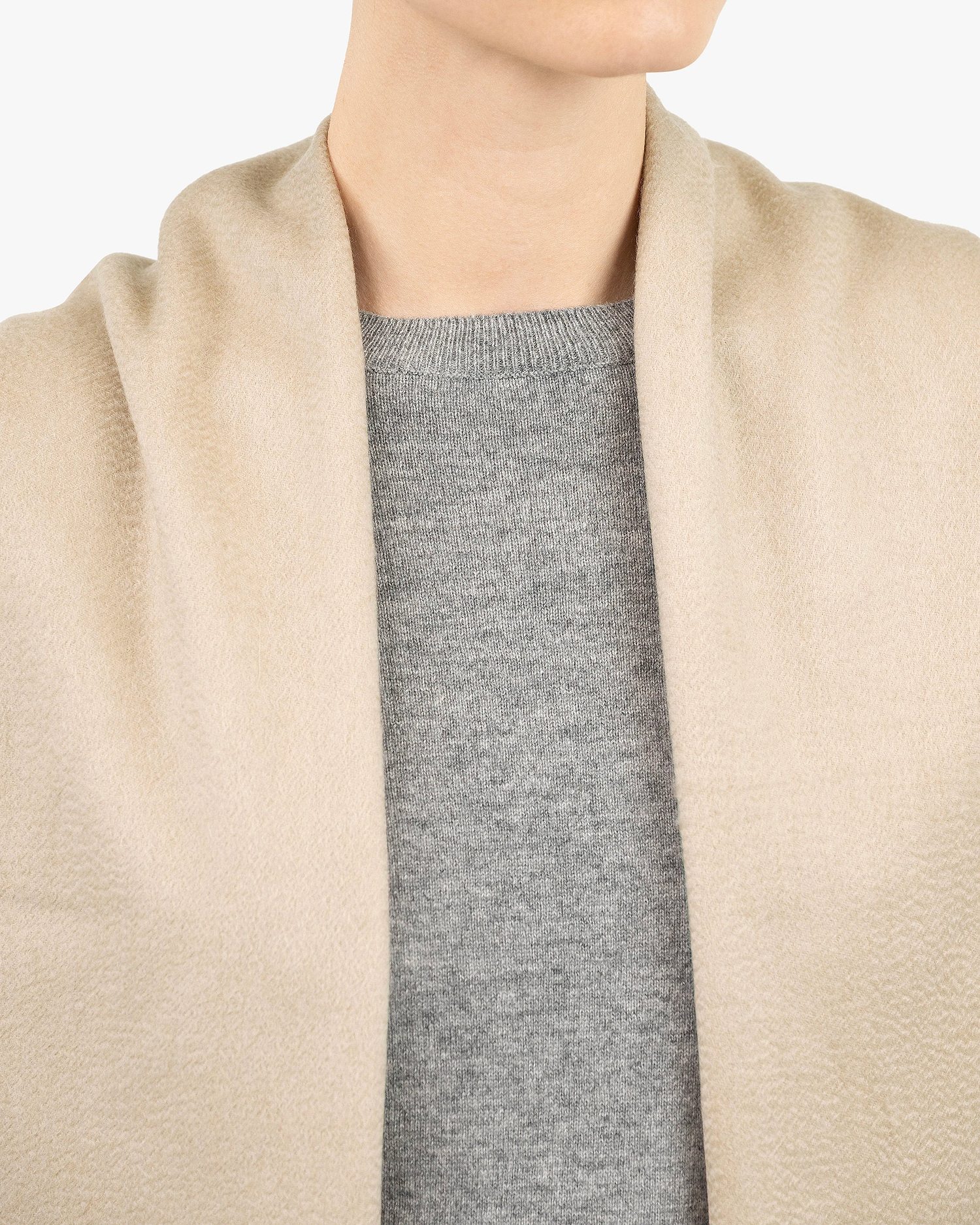 Women's Courmayeur Scarf - Beige Cashmere