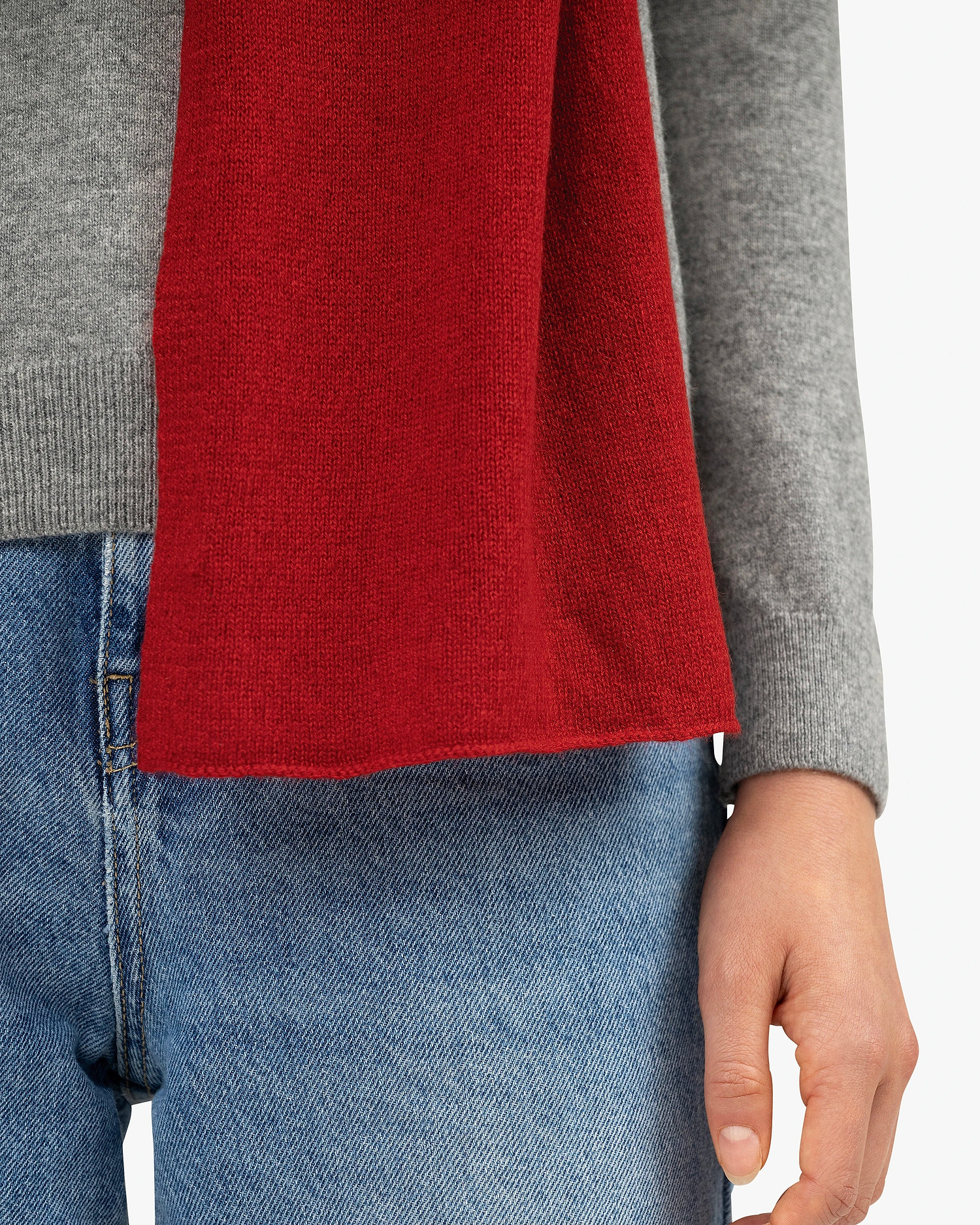 Women's Essential Scarf - Red Cashmere