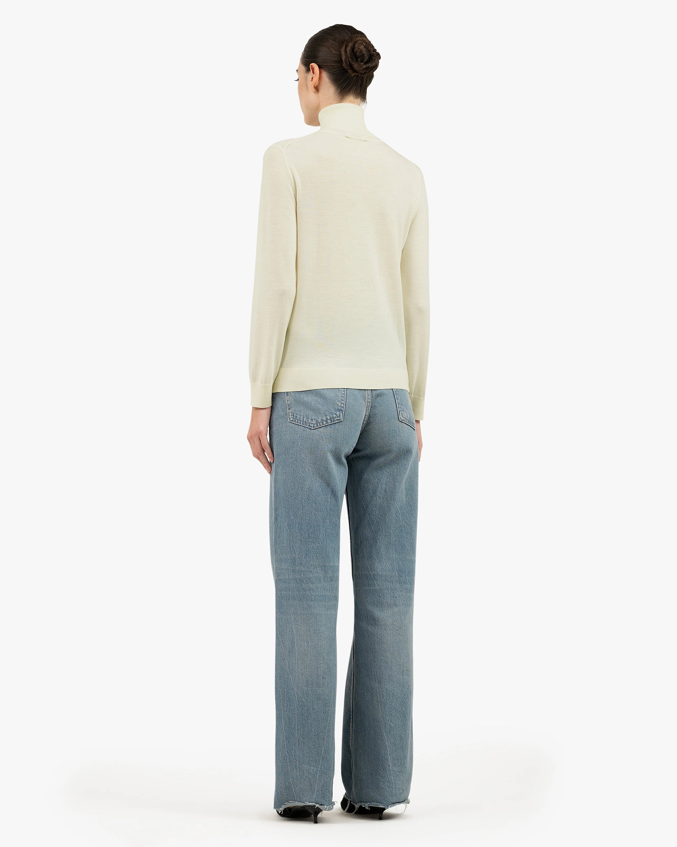 Women's Seraphine Turtleneck Sweater - White Merino Superfine