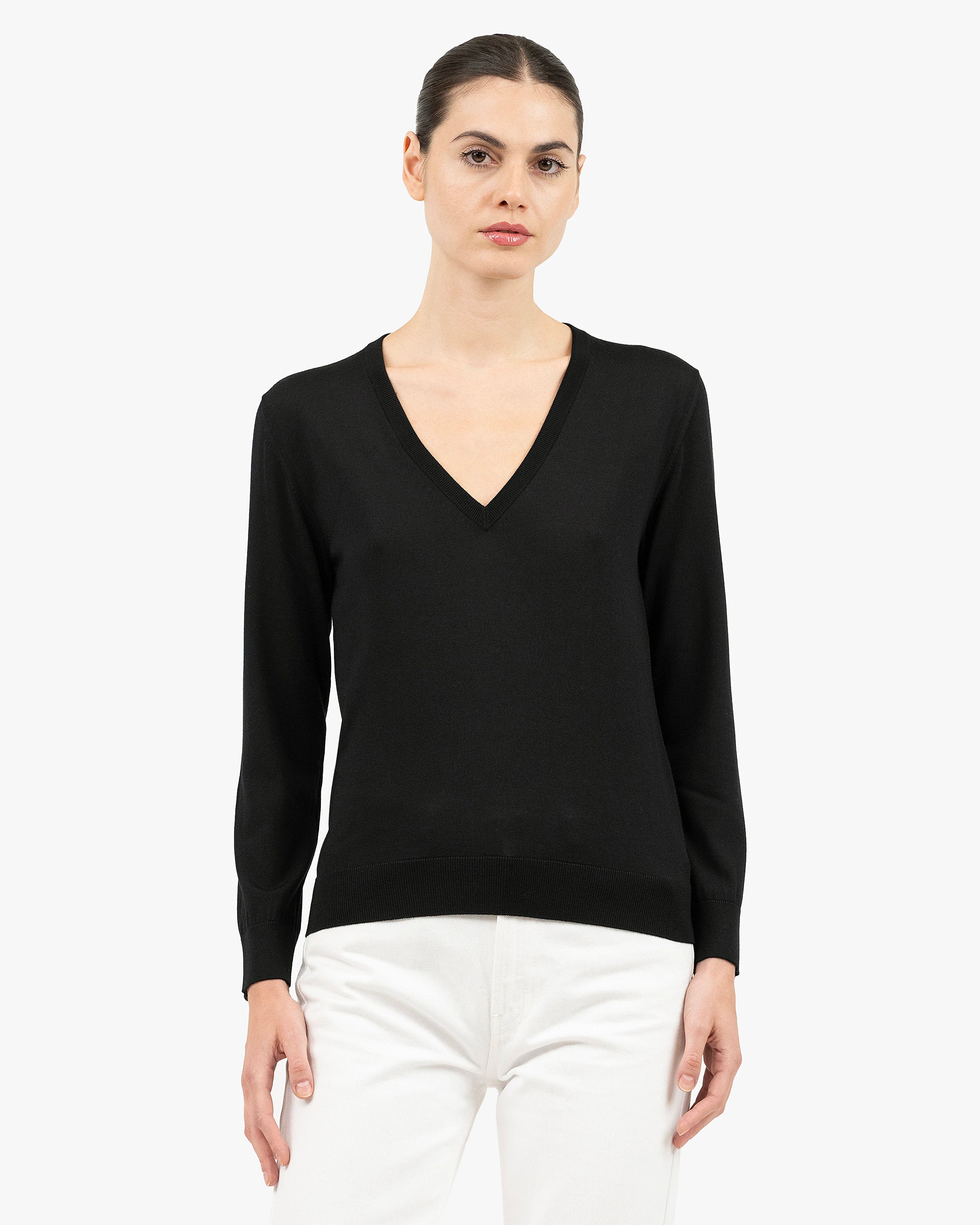 Women's Seraphine V-Neck Sweater - Black Merino Superfine