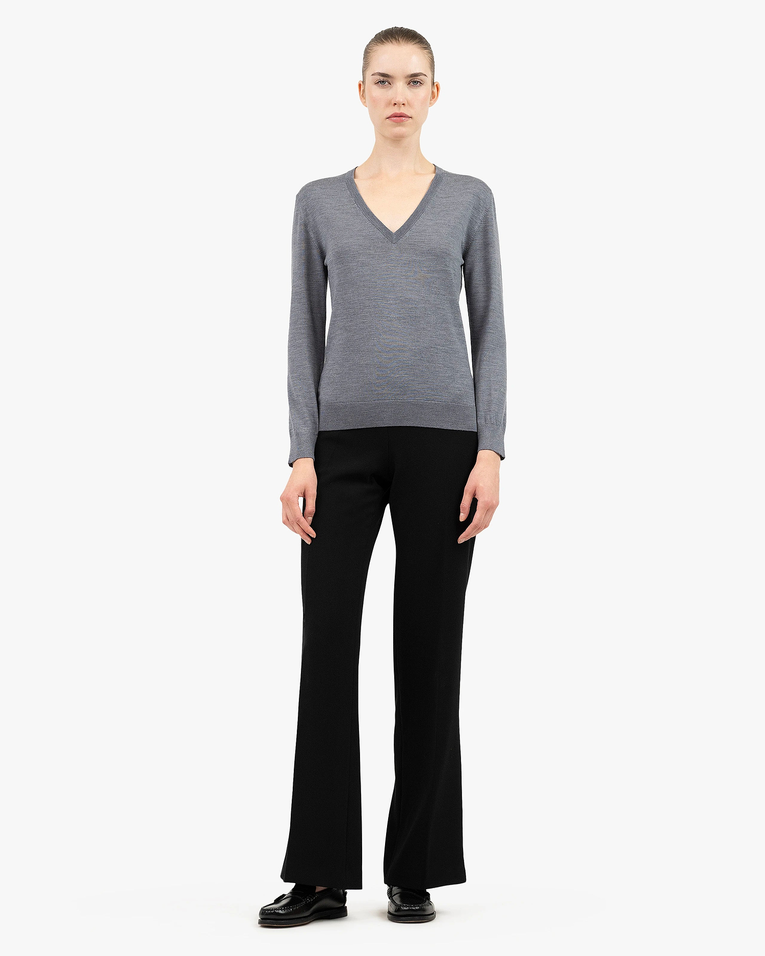 Women's Seraphine V-Neck Sweater - Grey Merino Superfine