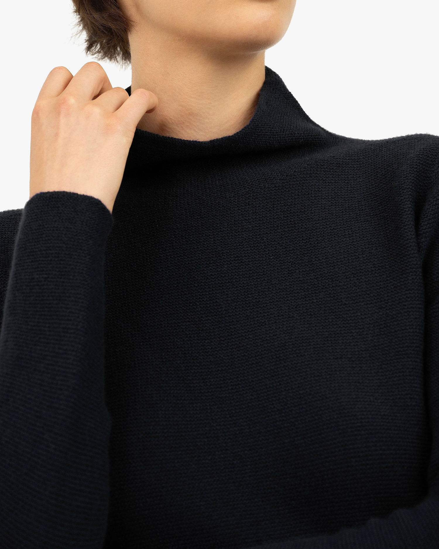 Soffio Mock Neck Sweater - Black Cashmere