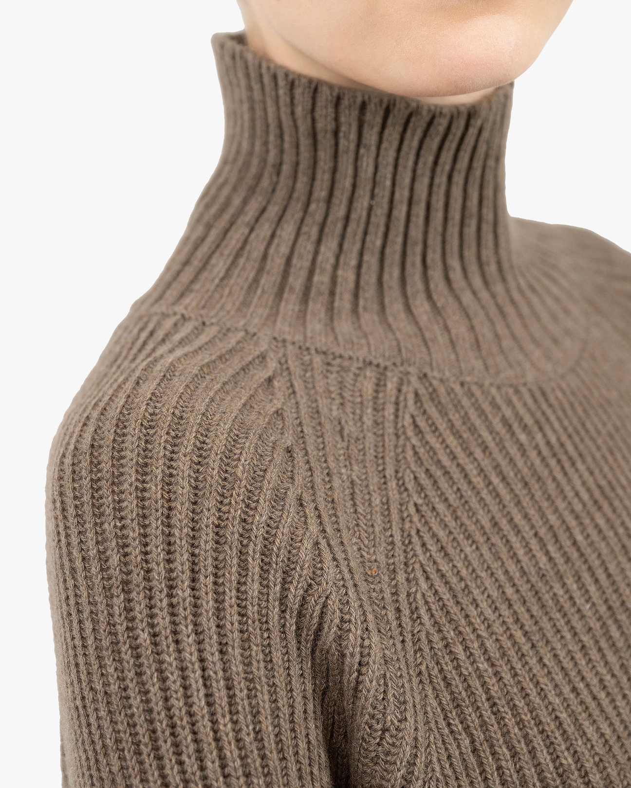 Women's Sorapis Cashmere Mock Neck Sweater - Brown | MaisonCashmere