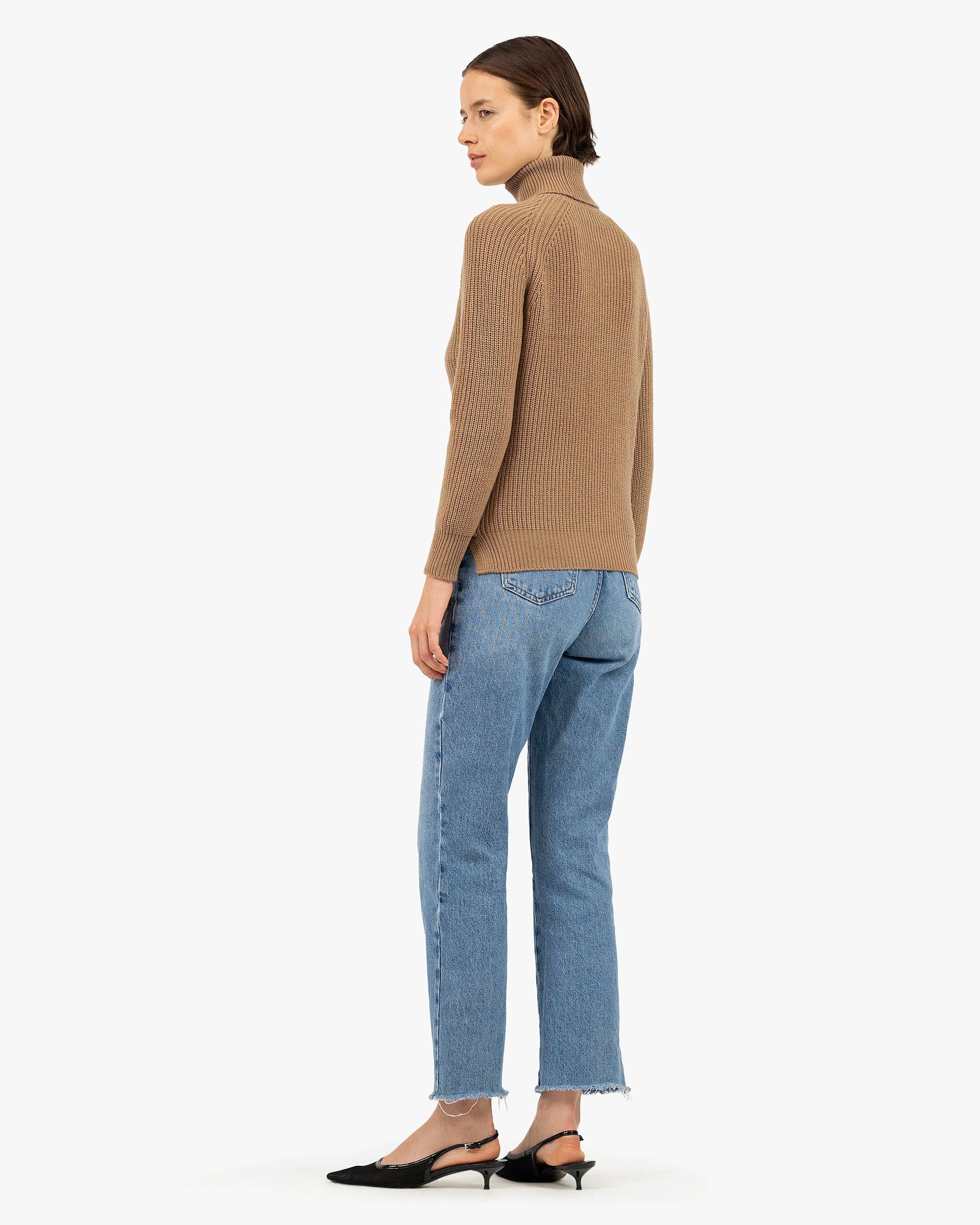 Women's Sorapis Cashmere Turtleneck Sweater - Camel | MaisonCashmere