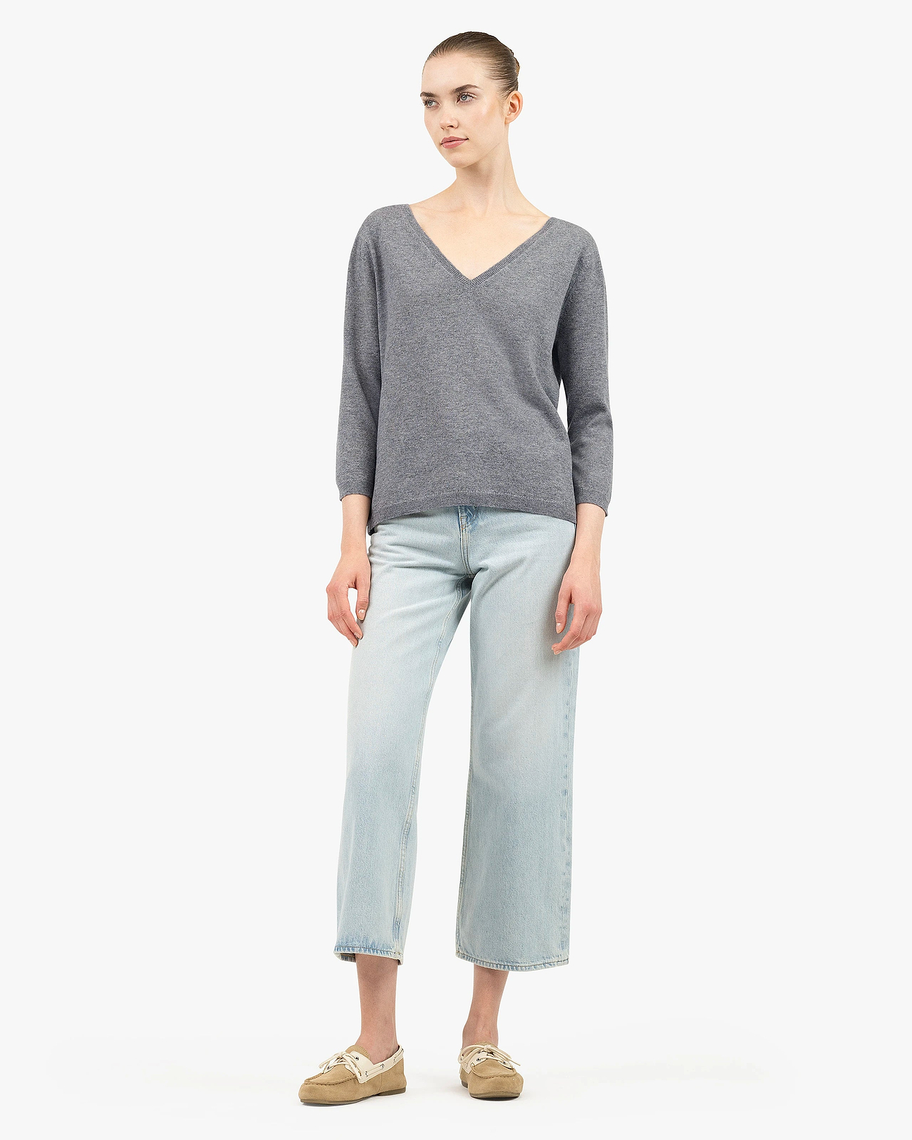Women's Stresa Cashmere V-Neck Sweater - Grey | MaisonCashmere
