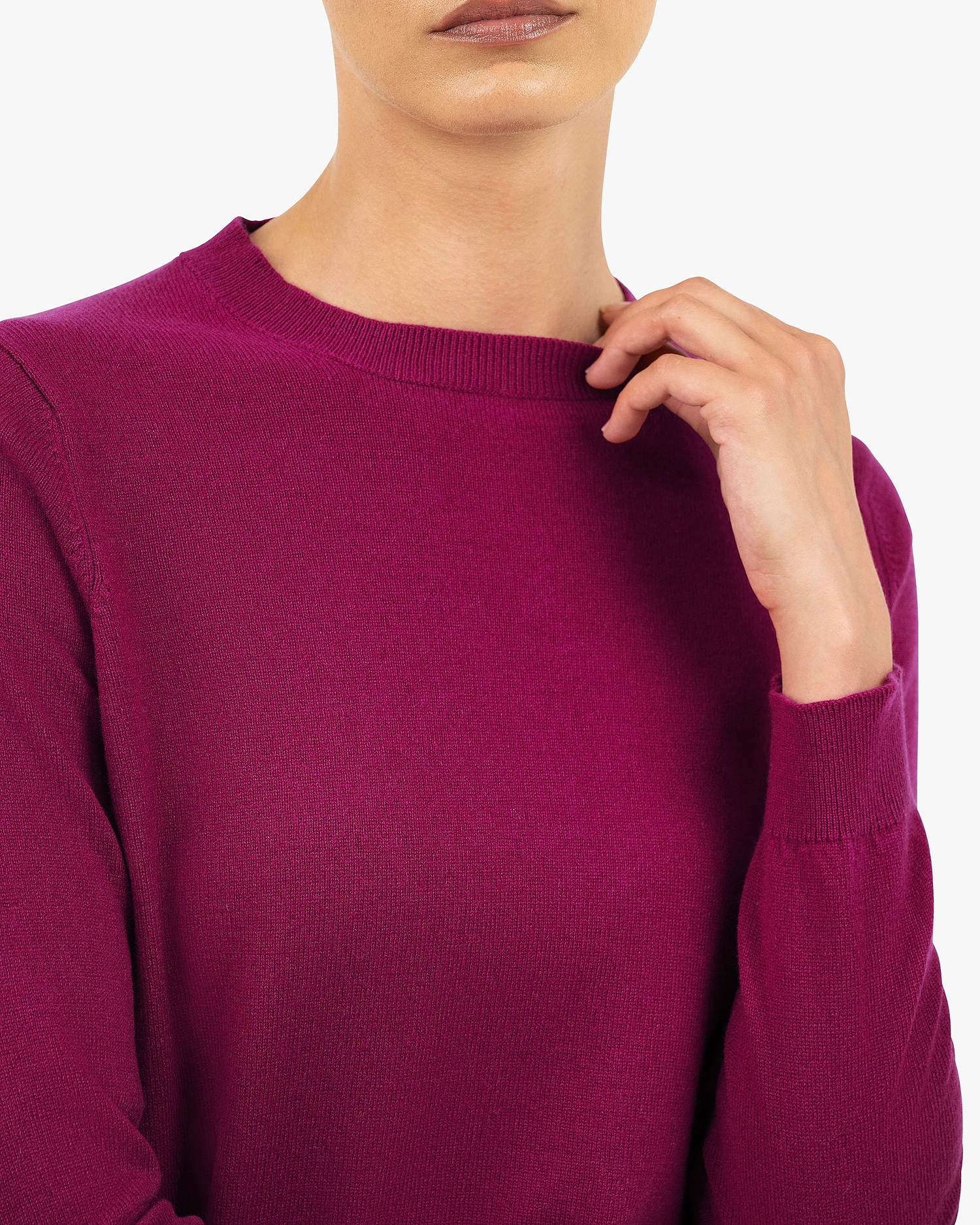 Women's Tribeca Crew Neck Sweater - Magenta Cashmere