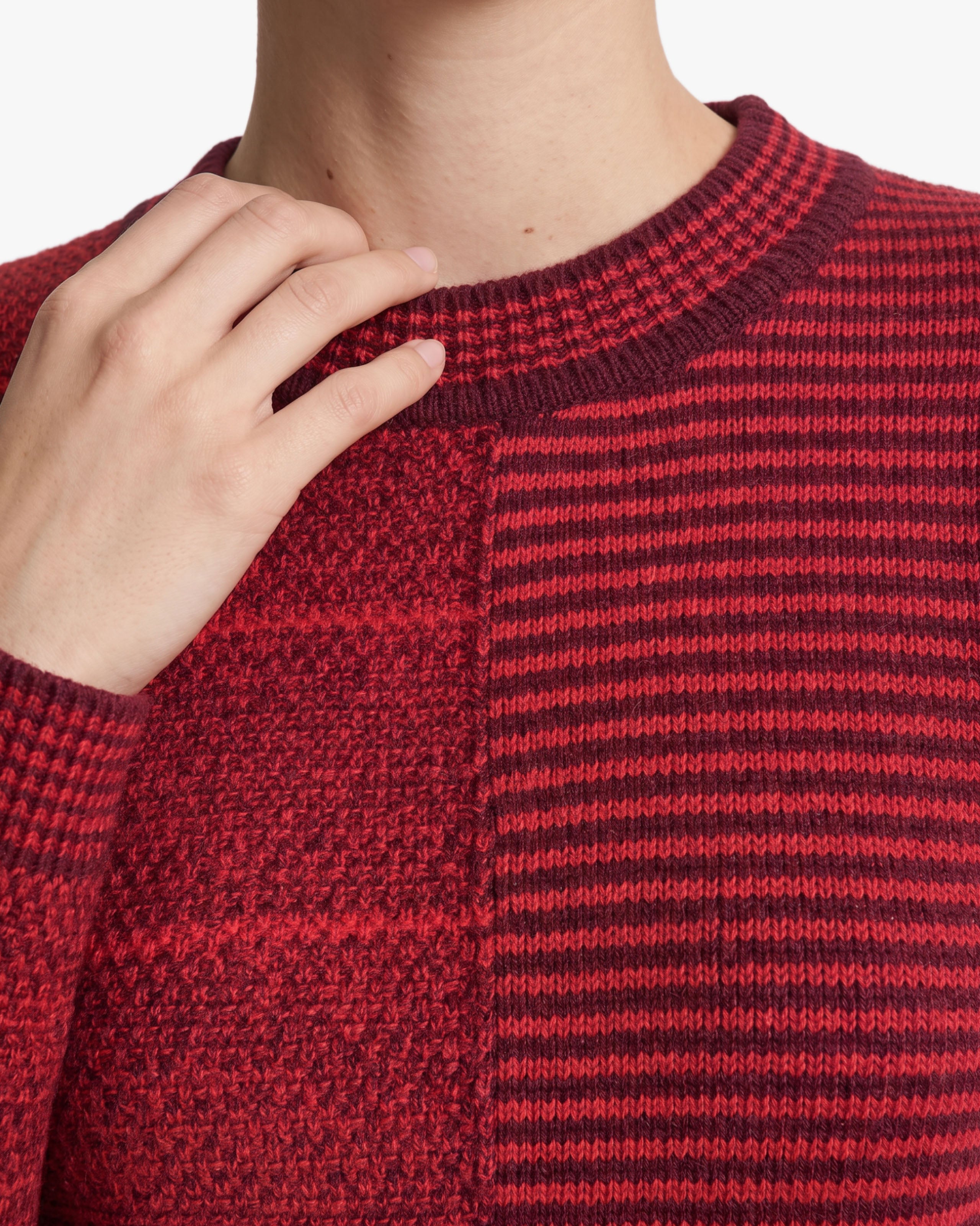 Crewneck Sweater | The Moment 03 Women > Crewneck Sweater