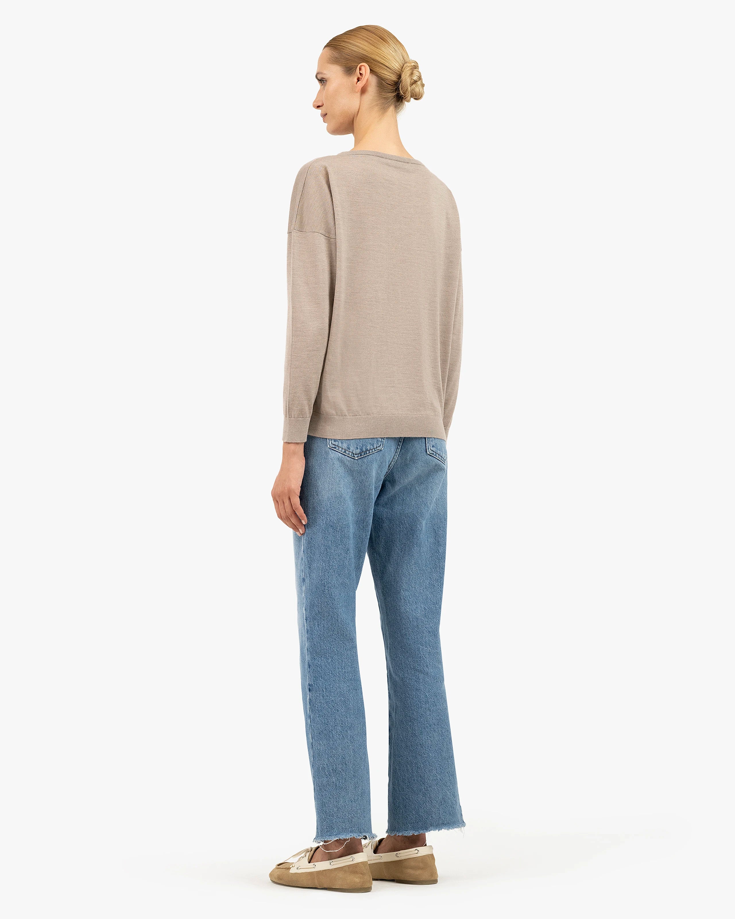 Belvoir Boat Neck Sweater - Beige Cashmere / Seta