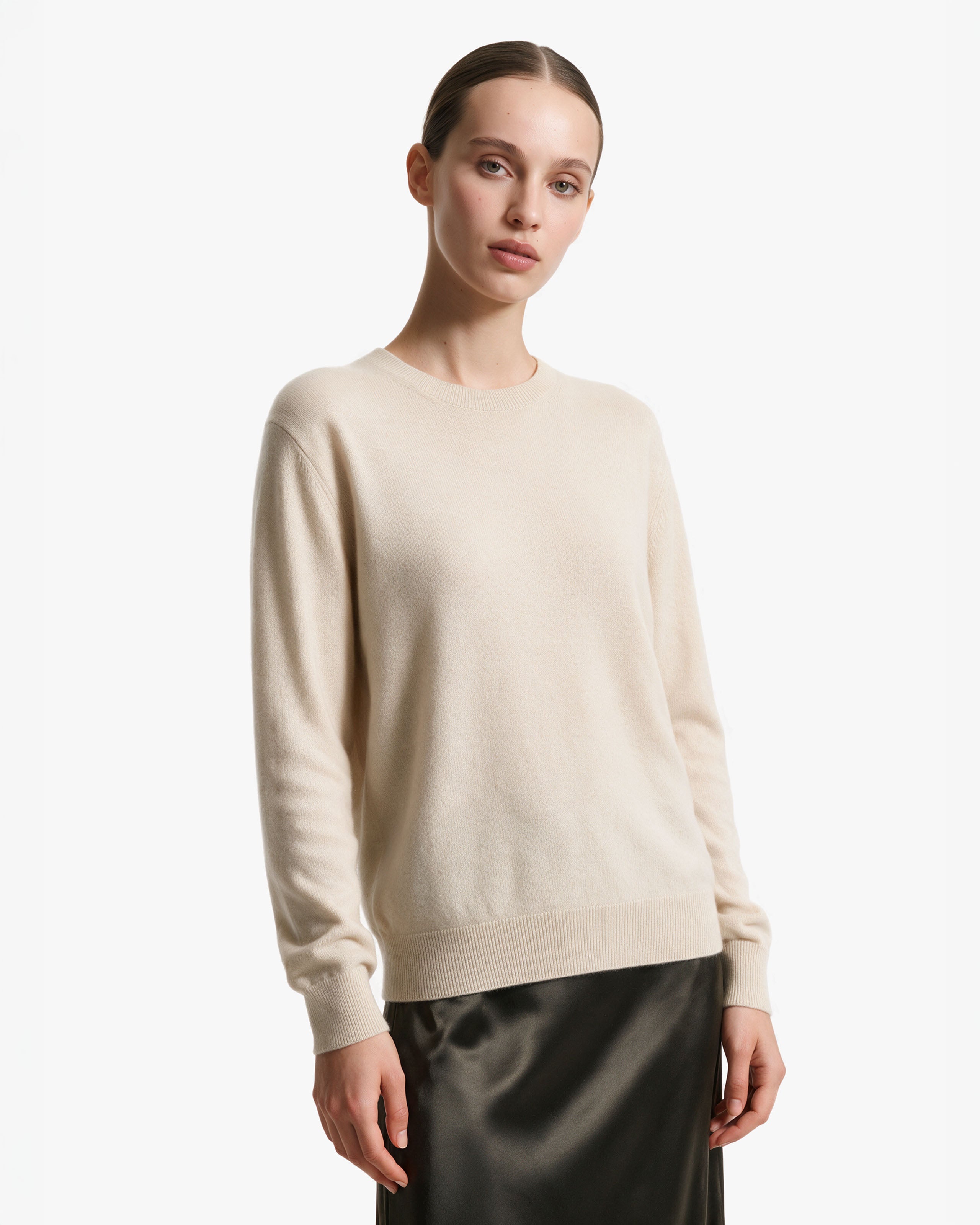 Women's Classic Prestige Crewneck · Beige
