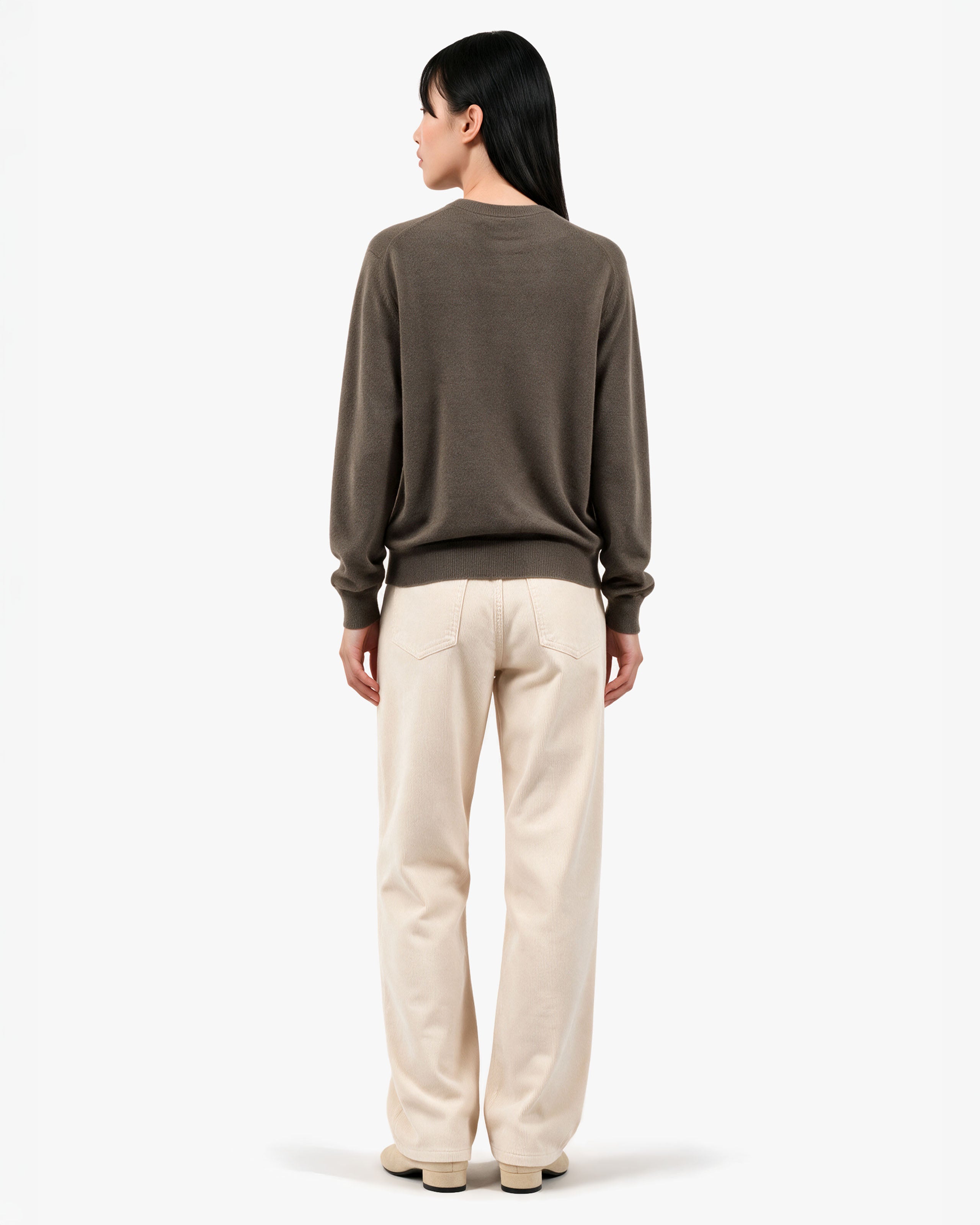 Women's Classic Prestige Crewneck · Brown Women > Crewneck Sweater