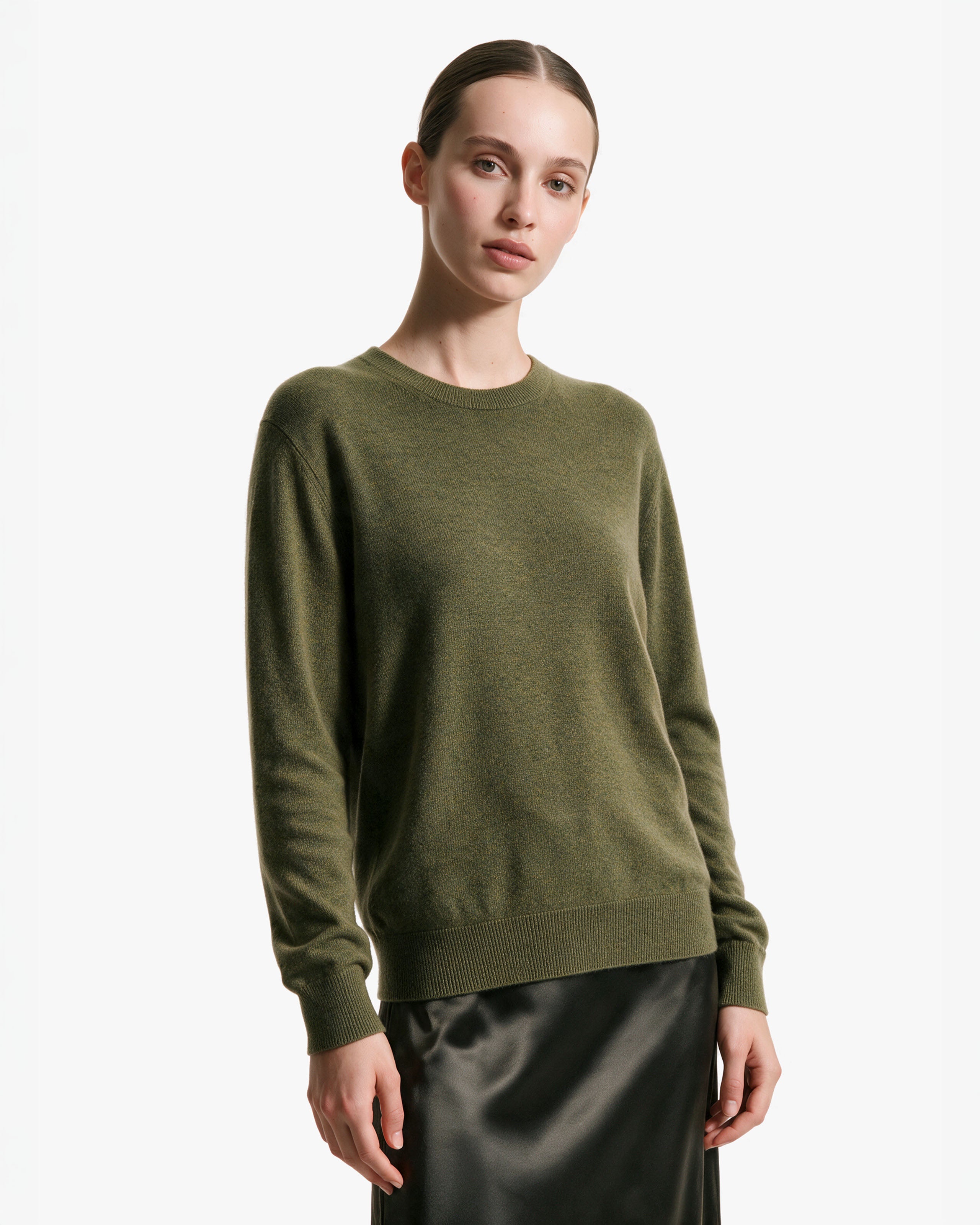 Women's Classic Prestige Crewneck · Green Women > Crewneck Sweater