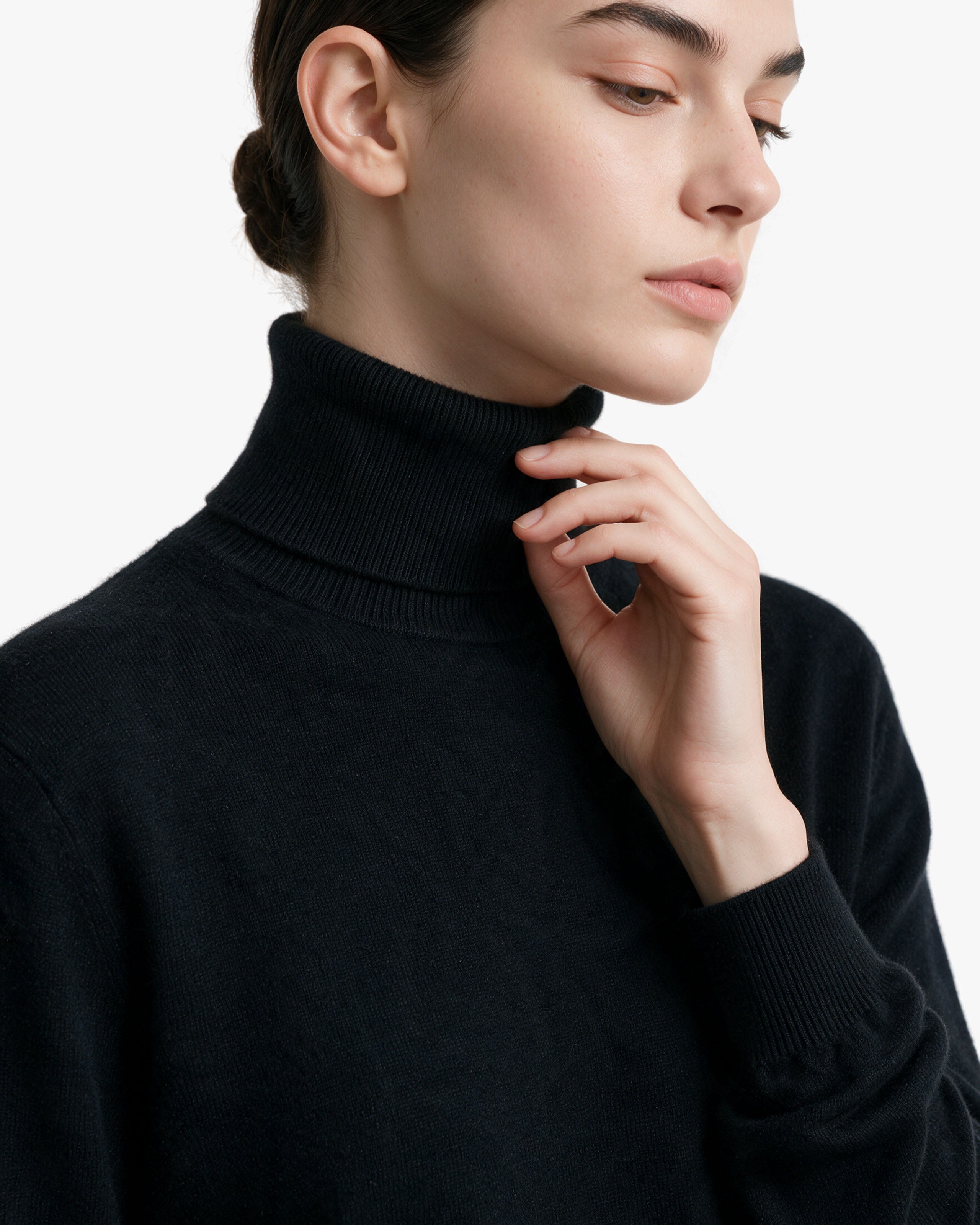 Women's Classic Prestige Roll Neck · Black