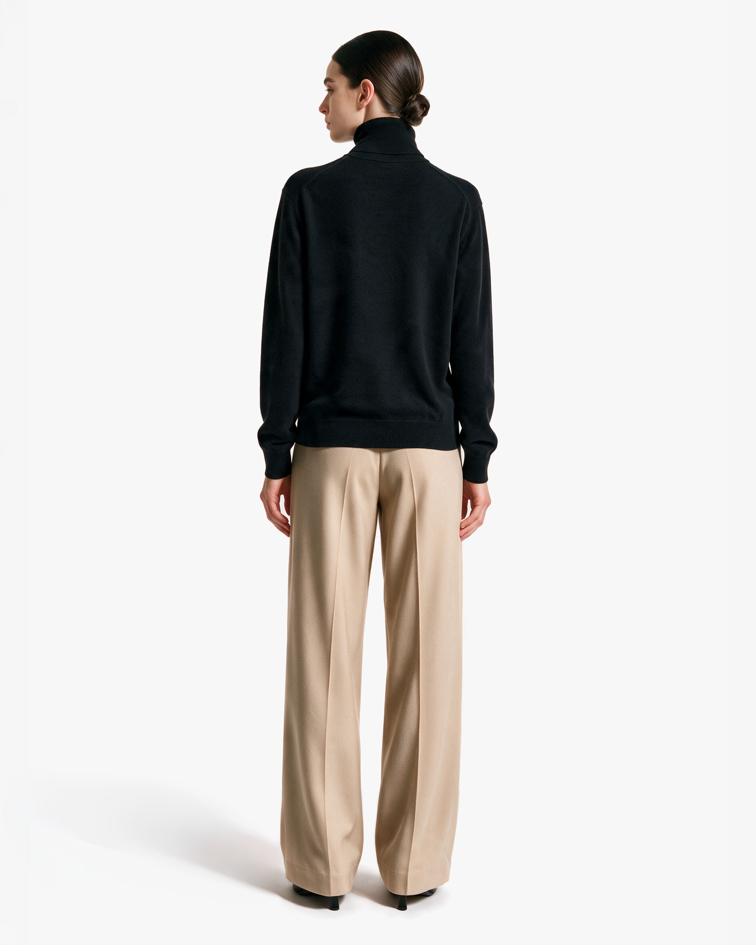 Women's Classic Prestige Roll Neck · Black