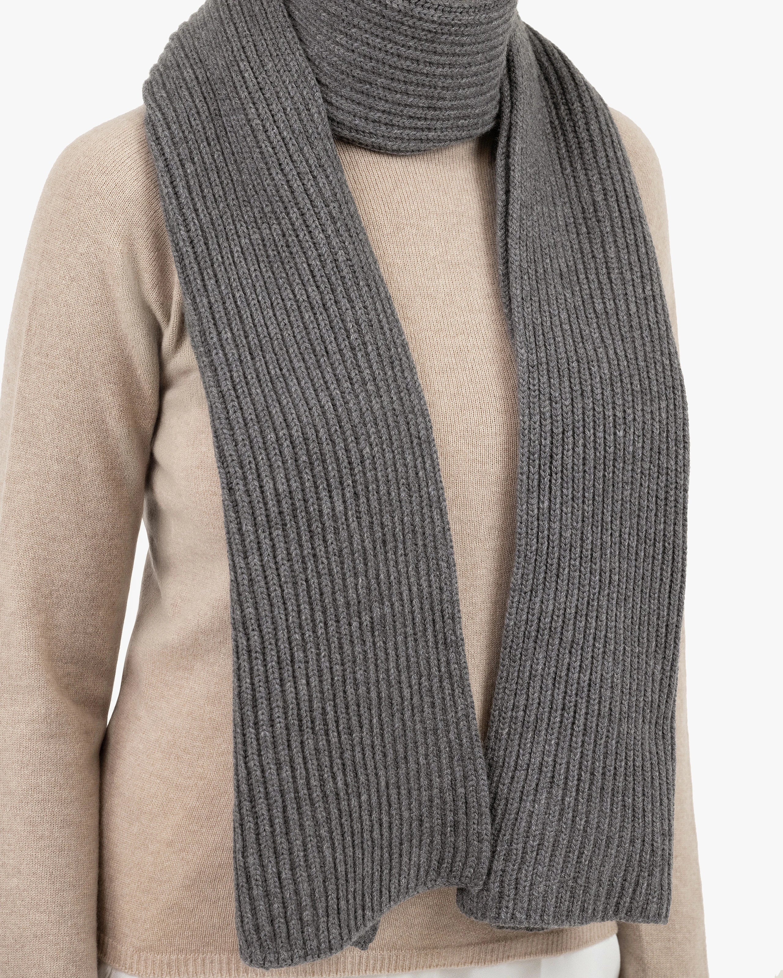 Maxi Ribbed Scarf - Medium Grey Merino / Cashmere
