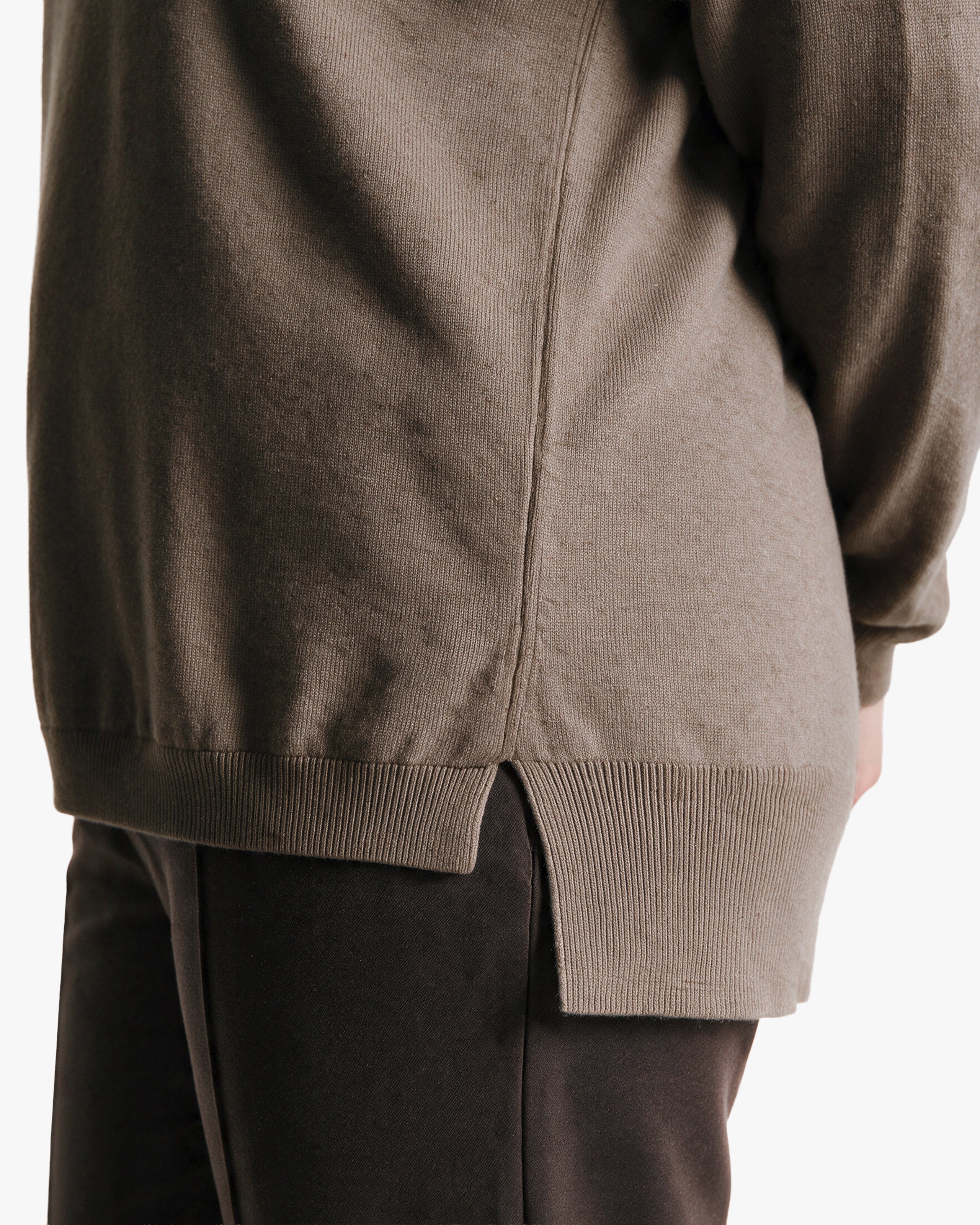 Pull Curvy Femme · Taupe