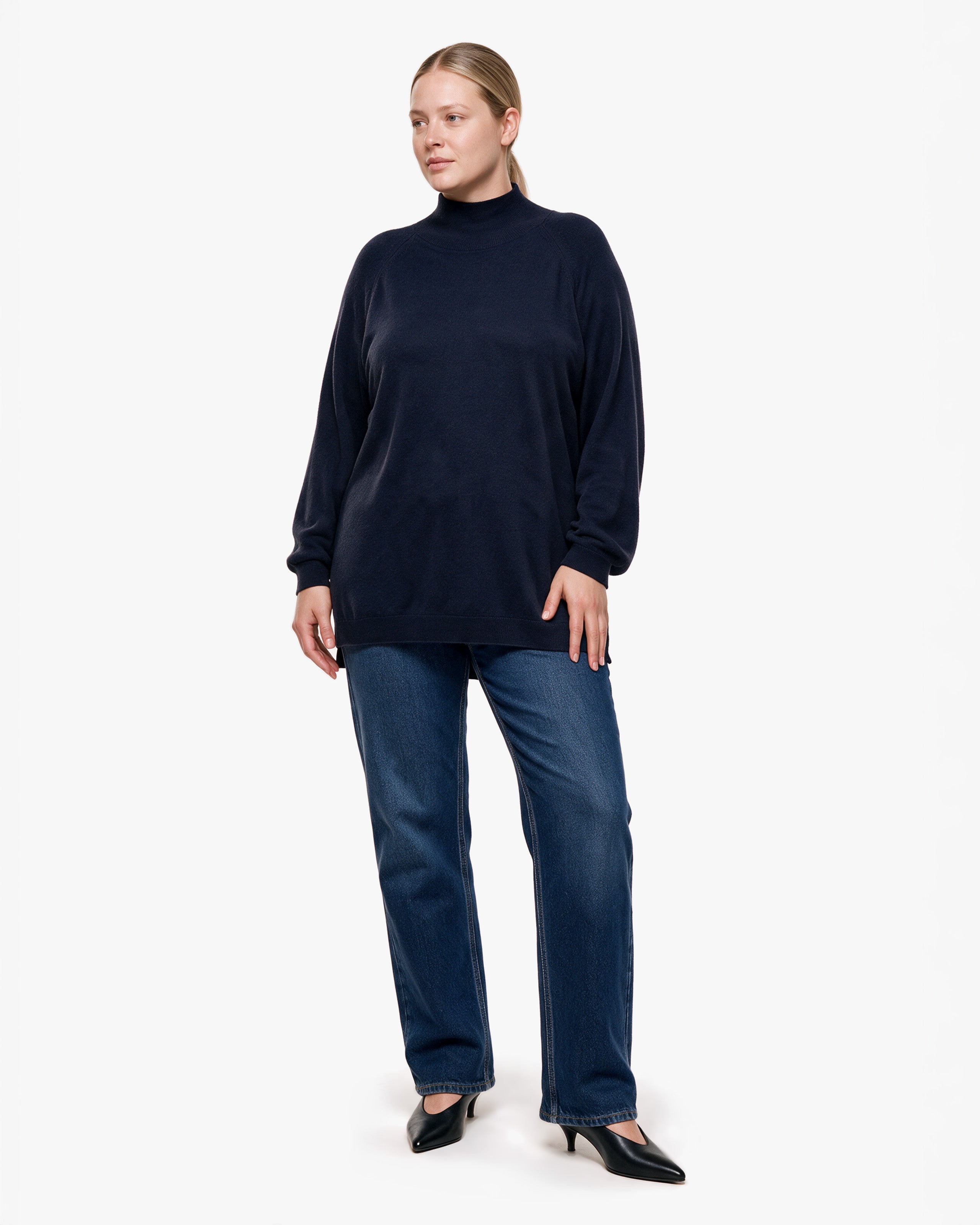 Women's Curvy Sweater · Blue Women > Crewneck Sweater
