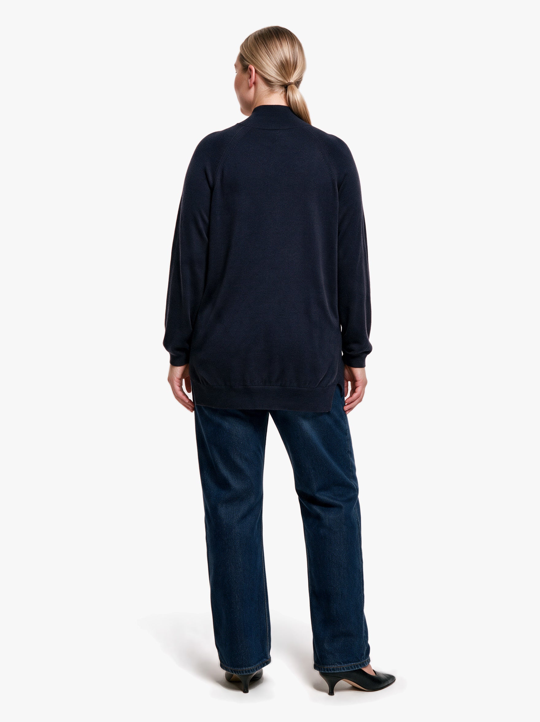 Women's Curvy Sweater · Blue Women > Crewneck Sweater