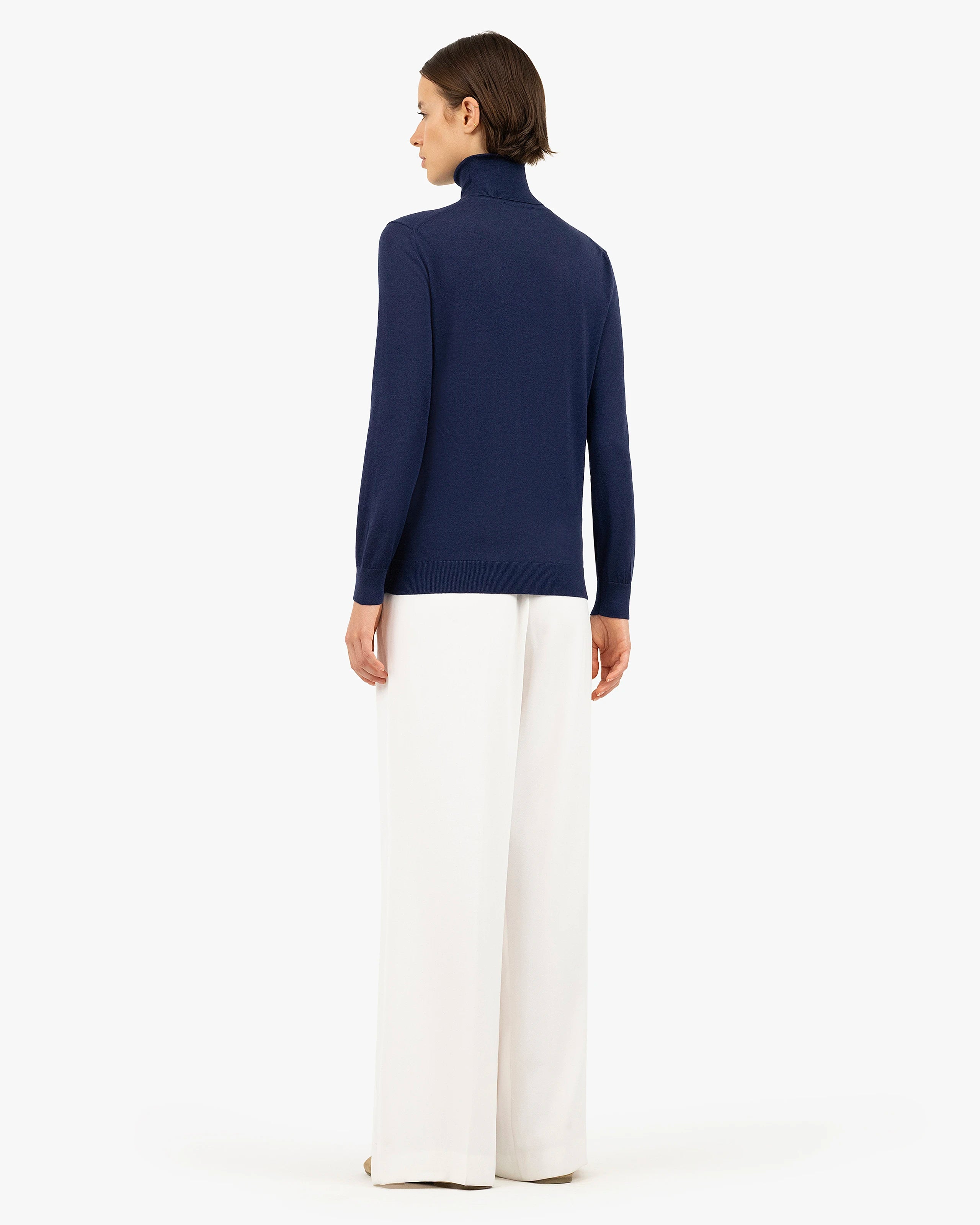 Women's Belvoir Turtleneck Sweater - Blue Cashmere / Seta