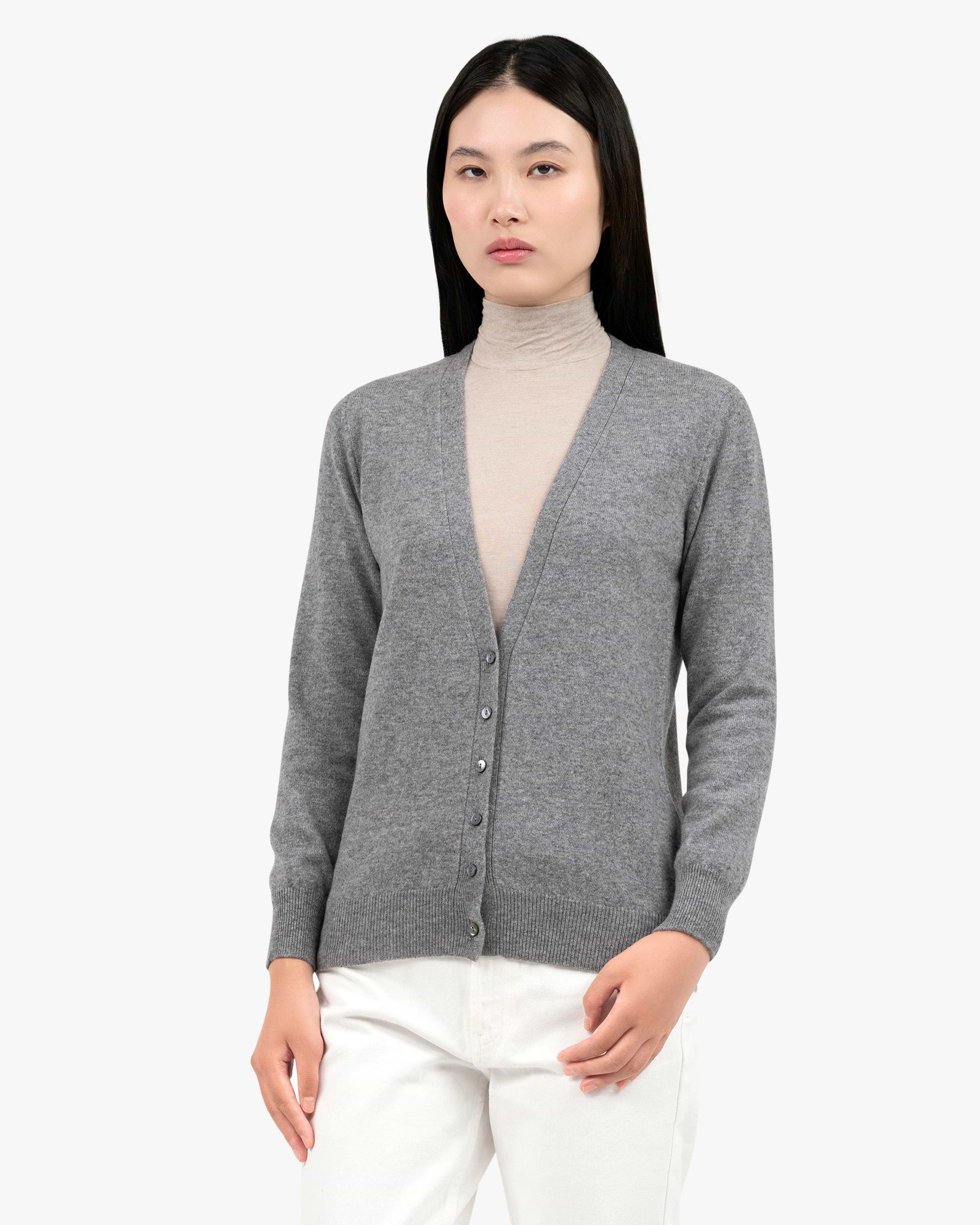 Women's Essential V-Neck Cardigan - Medium Grey Cashmere