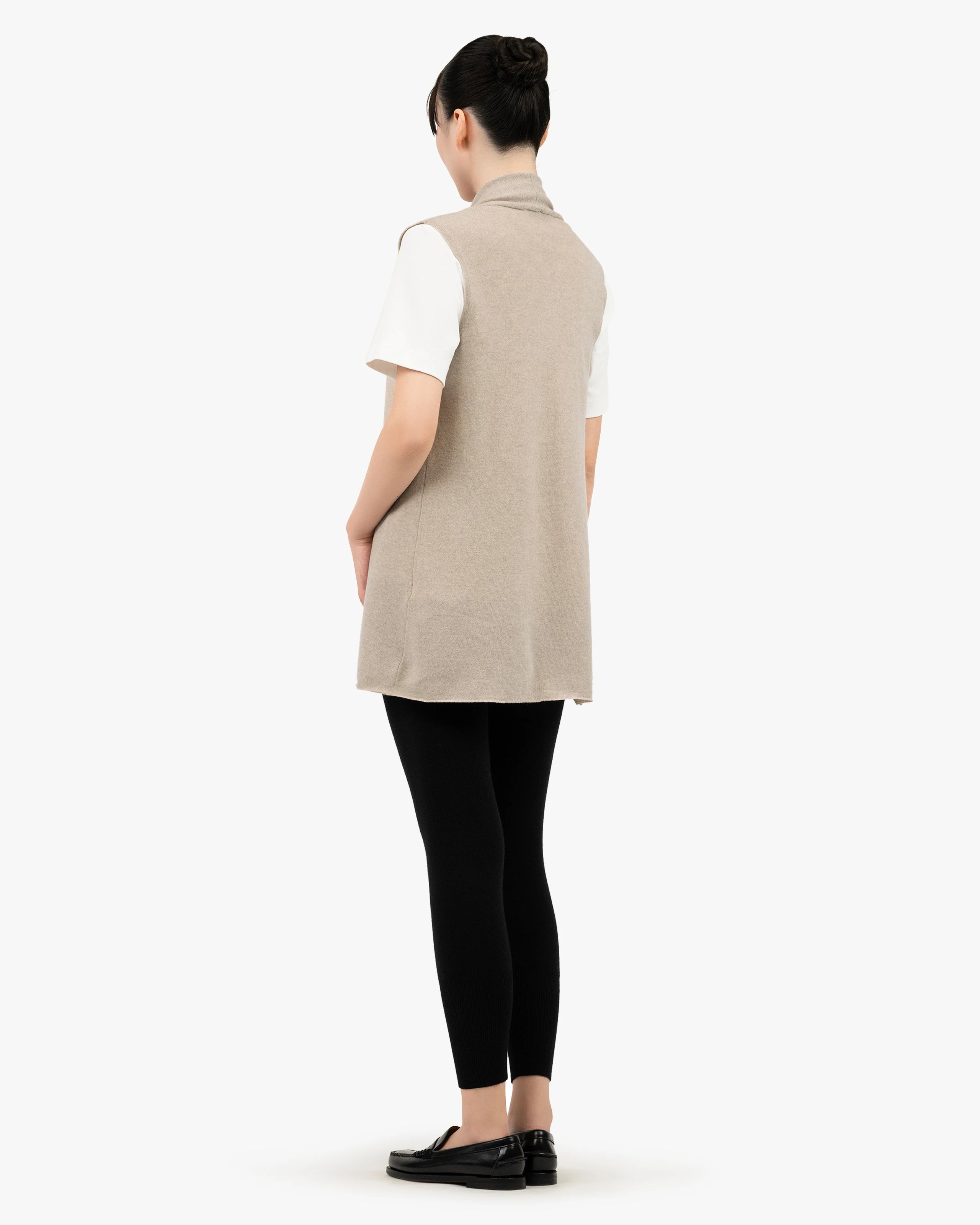 Essential Sleeveless Cardigan - Beige Cashmere