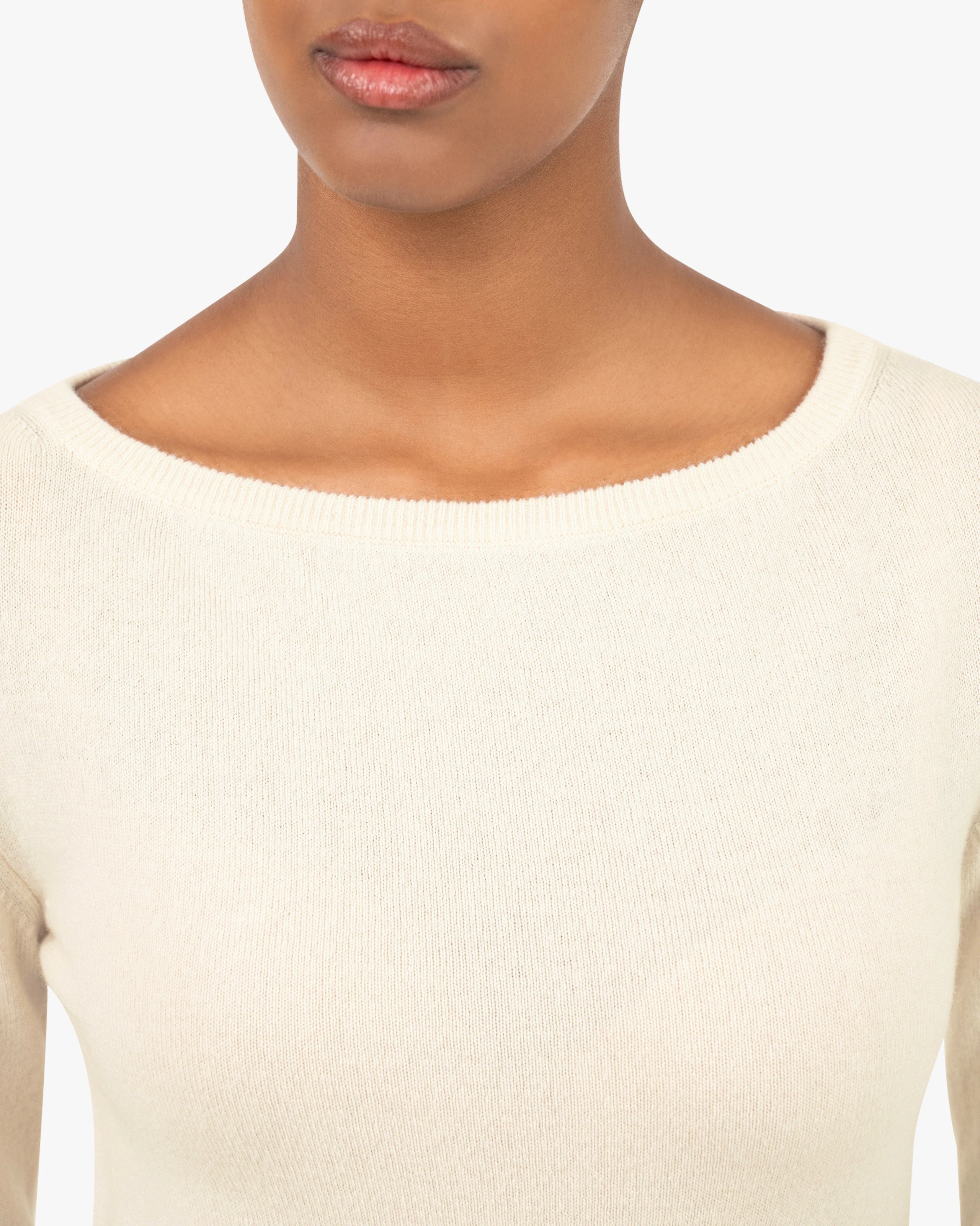Essential Boat Neck Sweater - White Cashmere