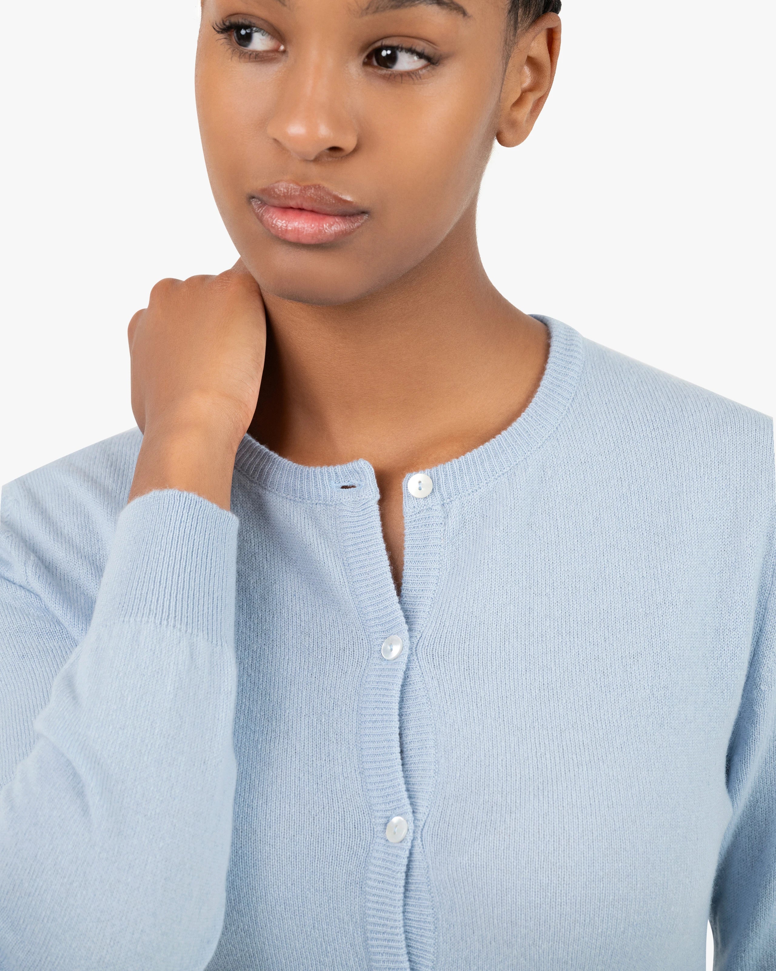 Essential Crew Neck Cardigan - Light Blue Cashmere