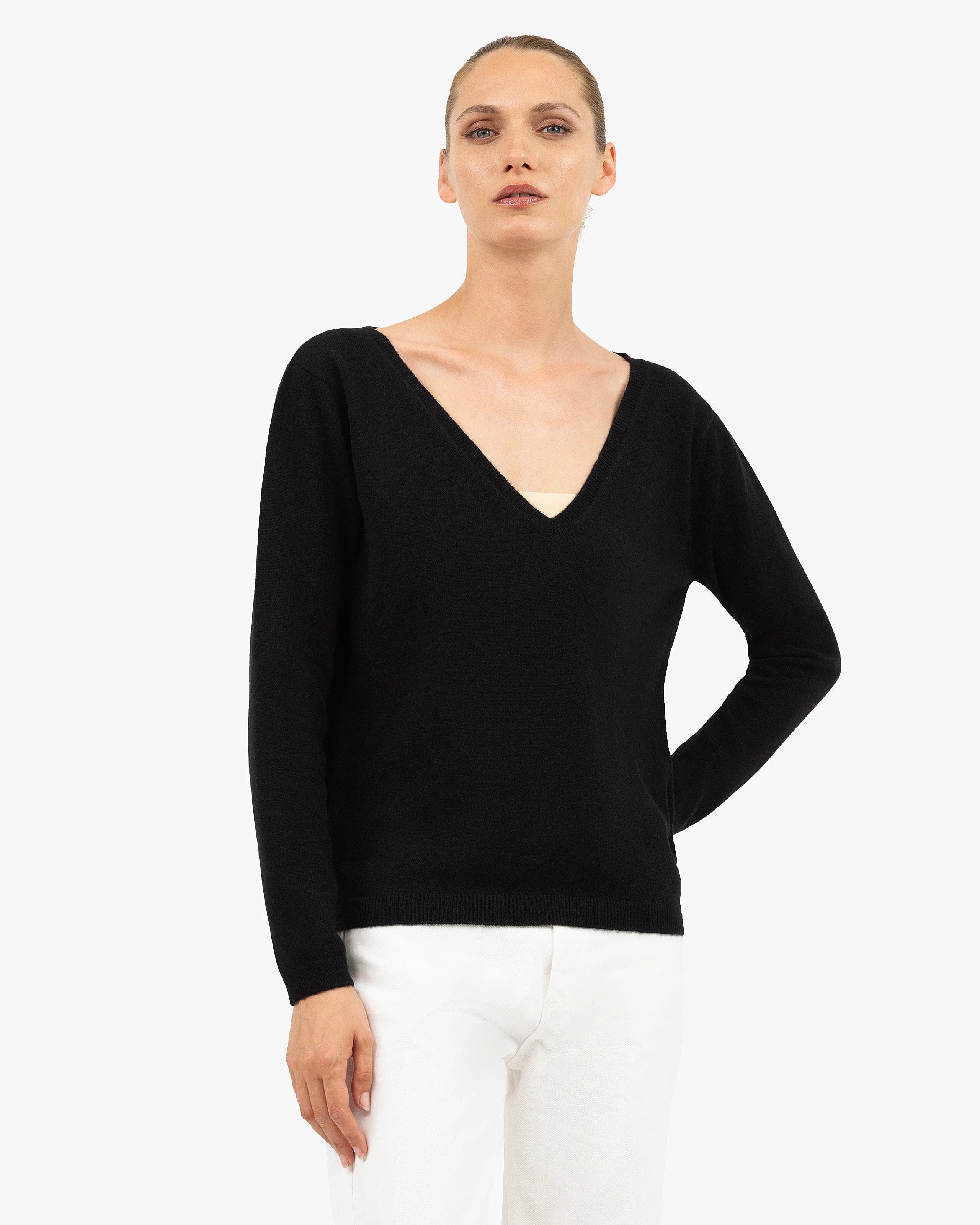 Essential Wide V-Neck Sweater - Black Cashmere