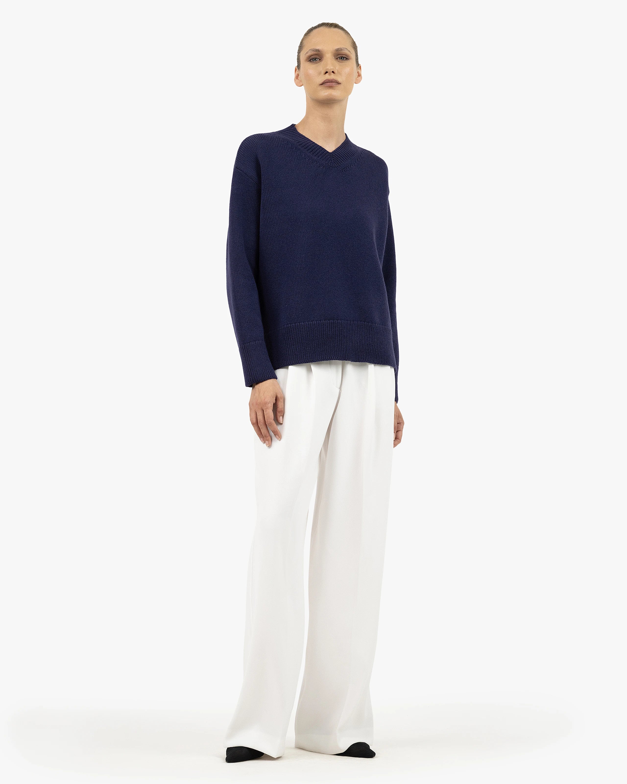 Women's Funes V-Neck Sweater - Blue Merino