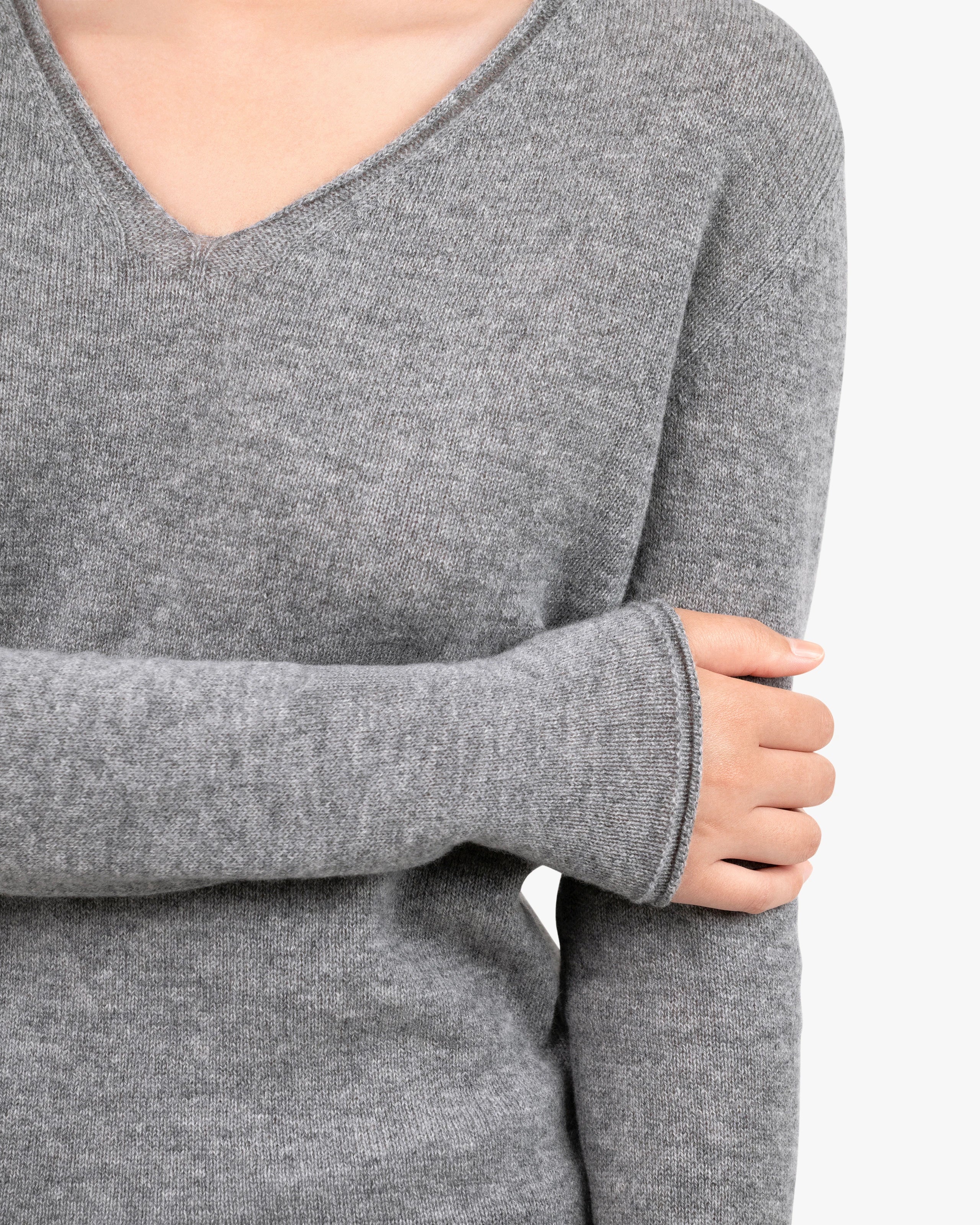 Lightness V-Neck Sweater - Medium Grey Cashmere