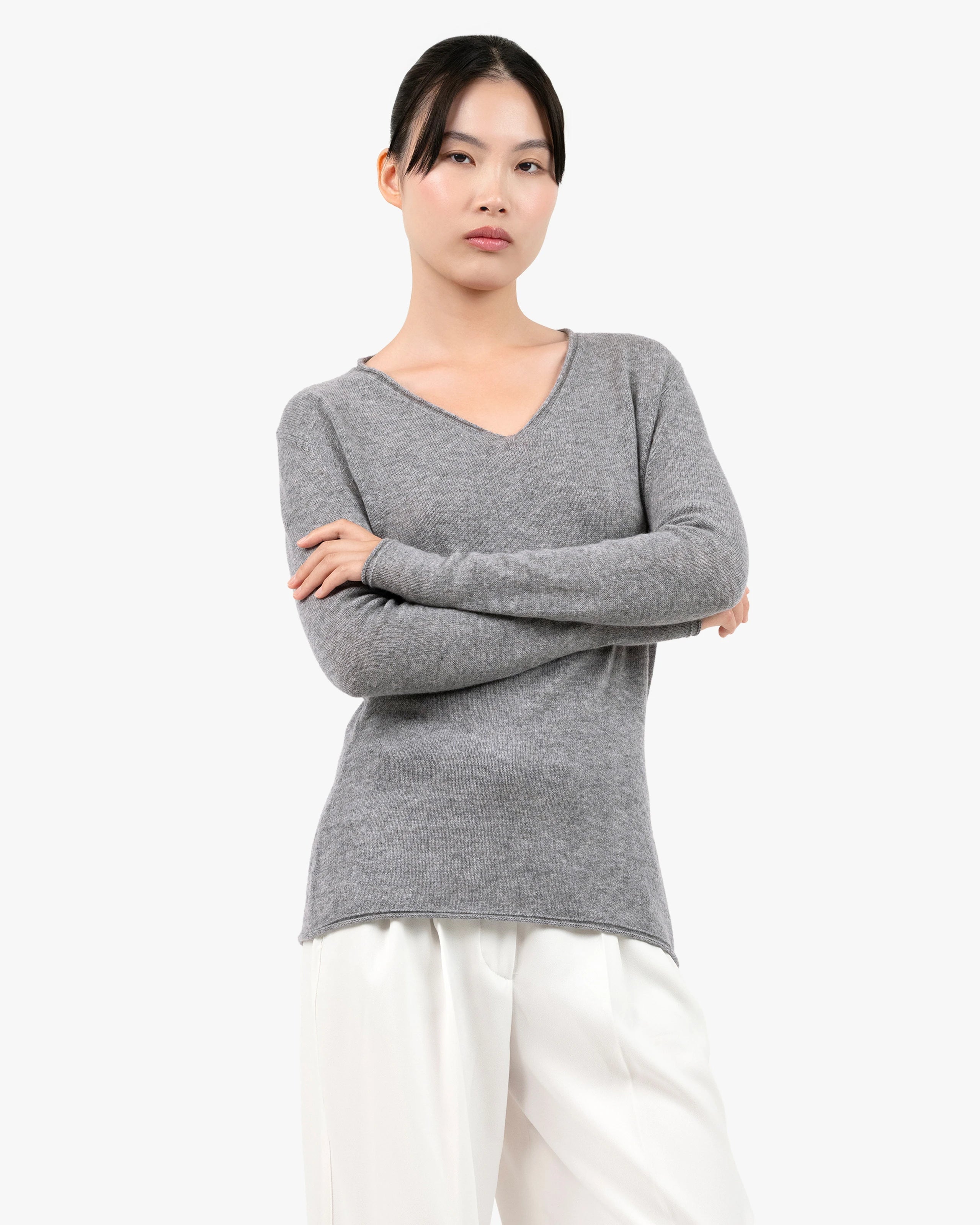 Lightness V-Neck Sweater - Medium Grey Cashmere