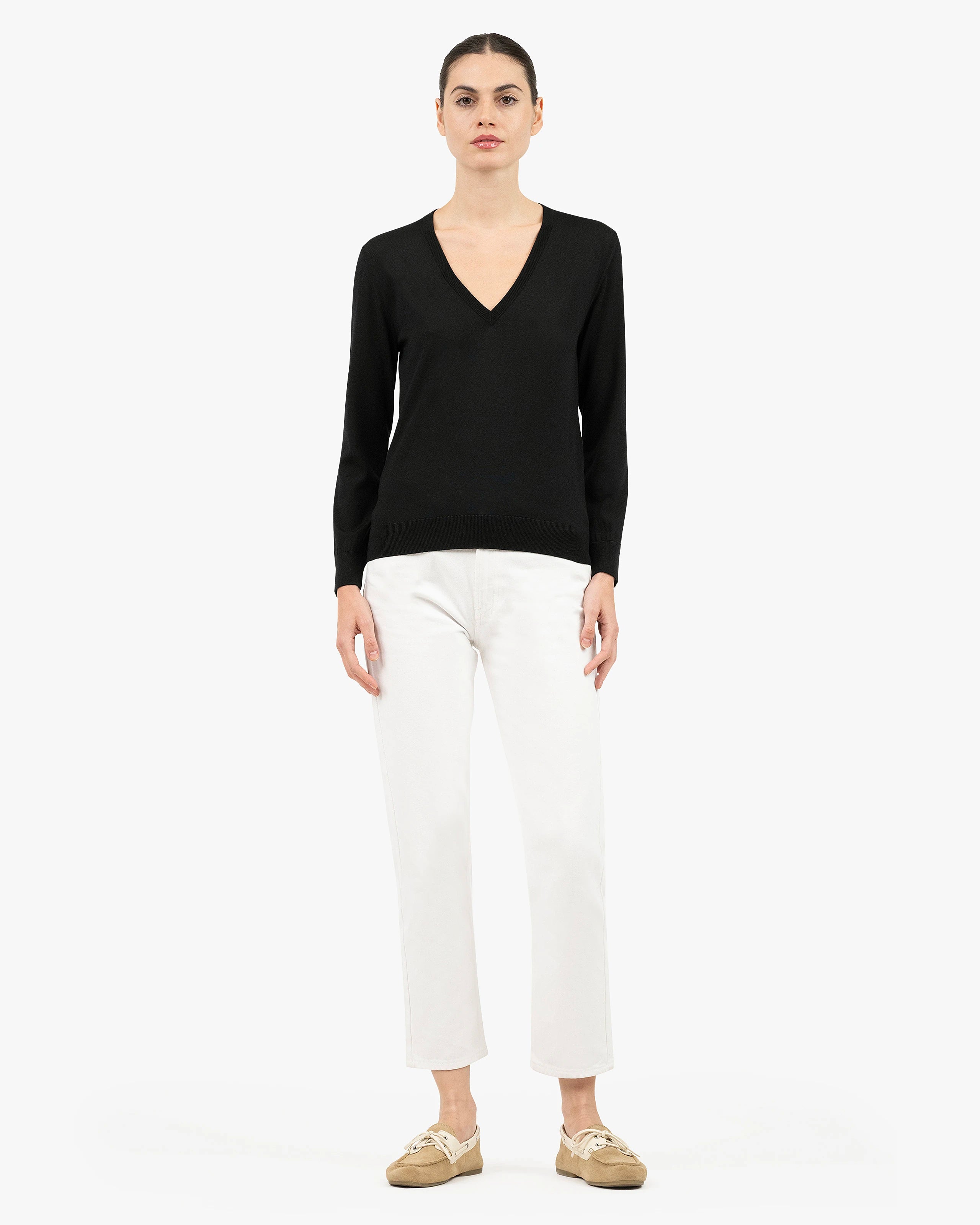 Women's Seraphine V-Neck Sweater - Black Merino Superfine