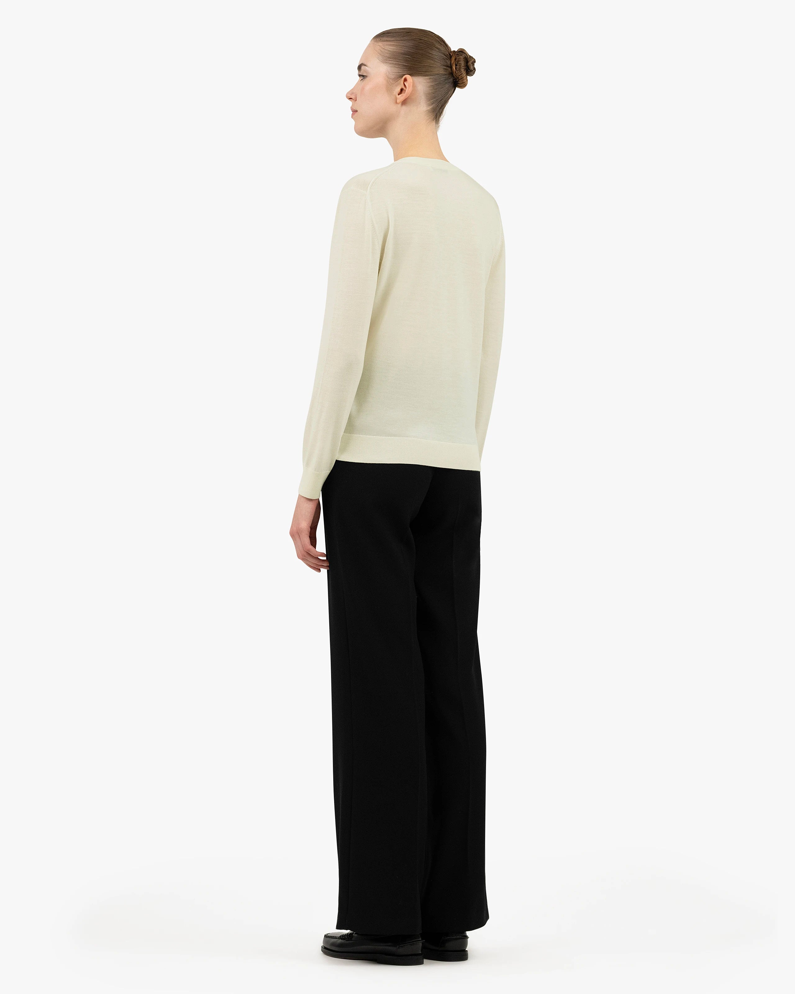Women's Seraphine V-Neck Sweater - White Merino Superfine